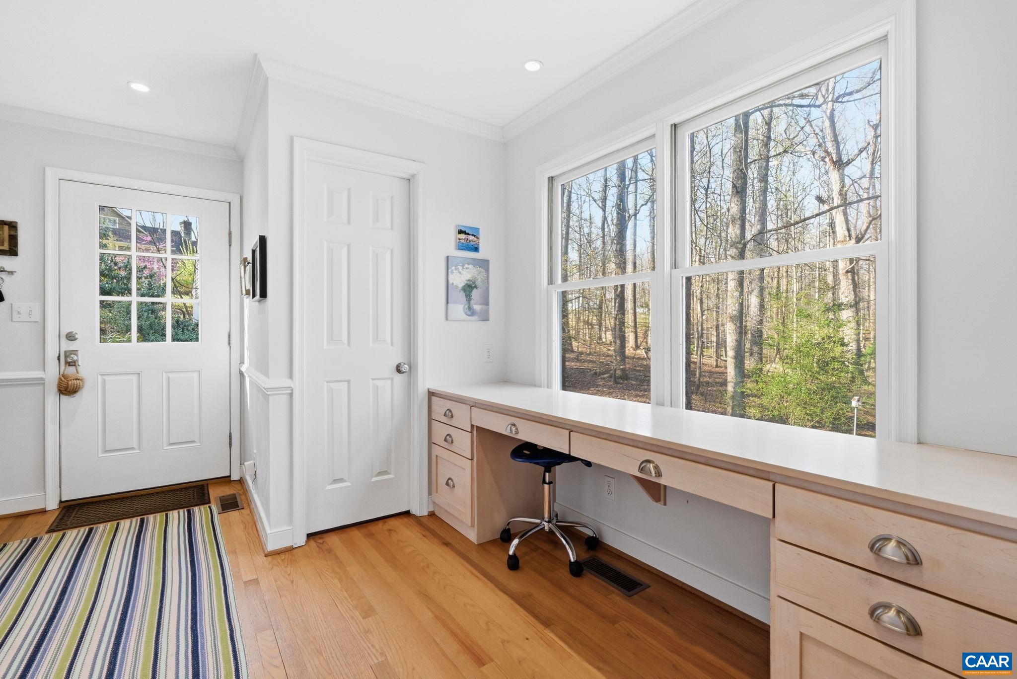 2404 PINE GARTH RUN