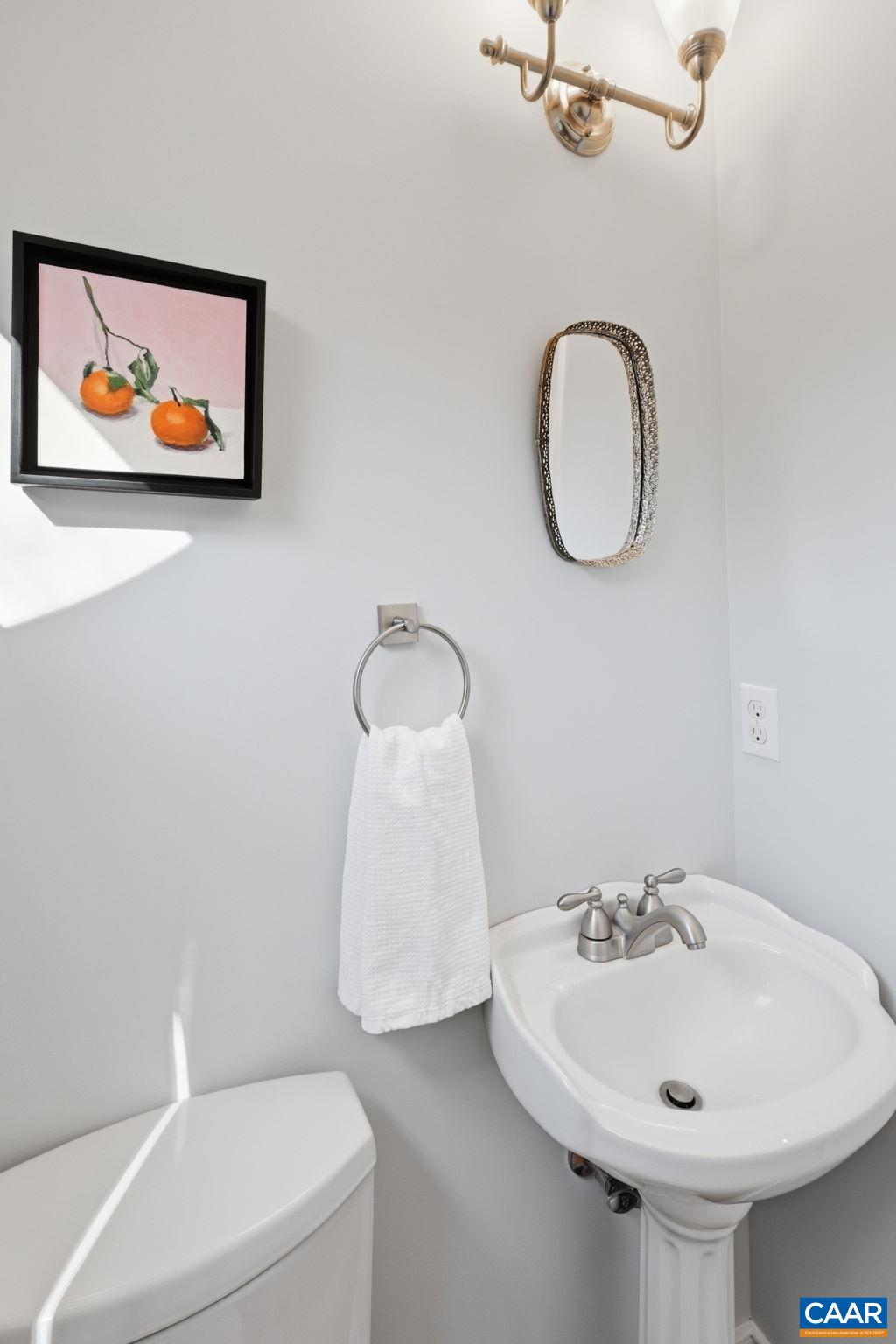 2404 PINE GARTH RUN