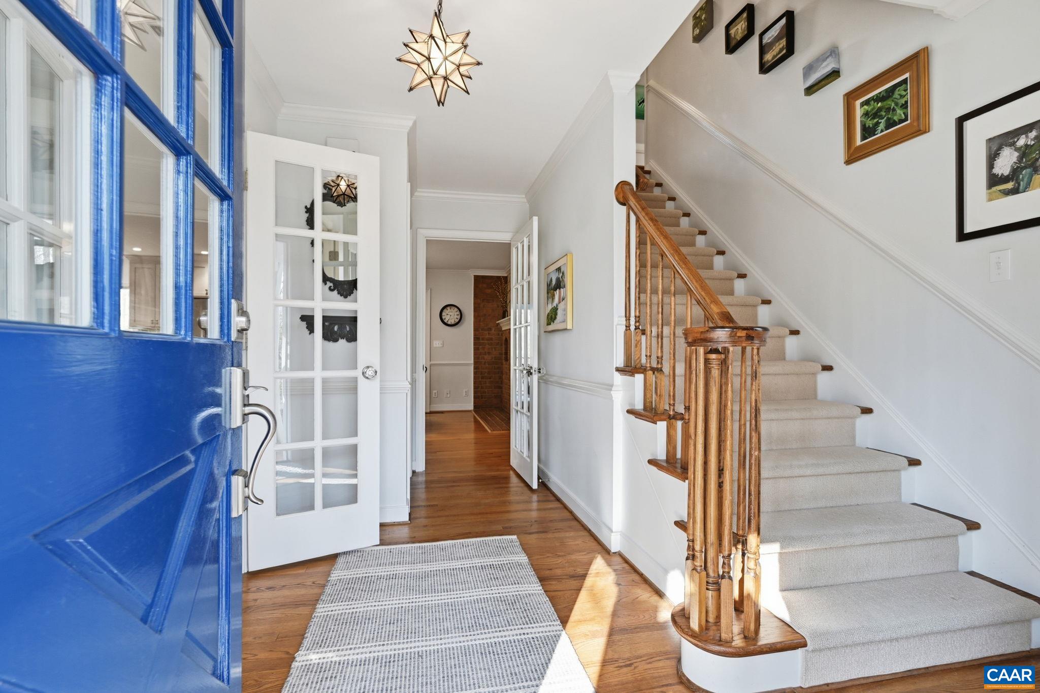 2404 PINE GARTH RUN