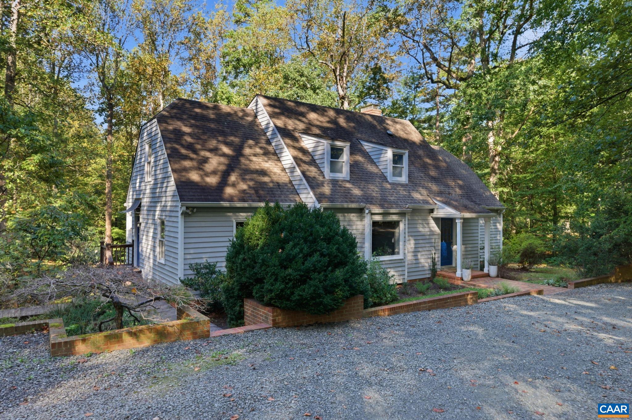 2404 PINE GARTH RUN