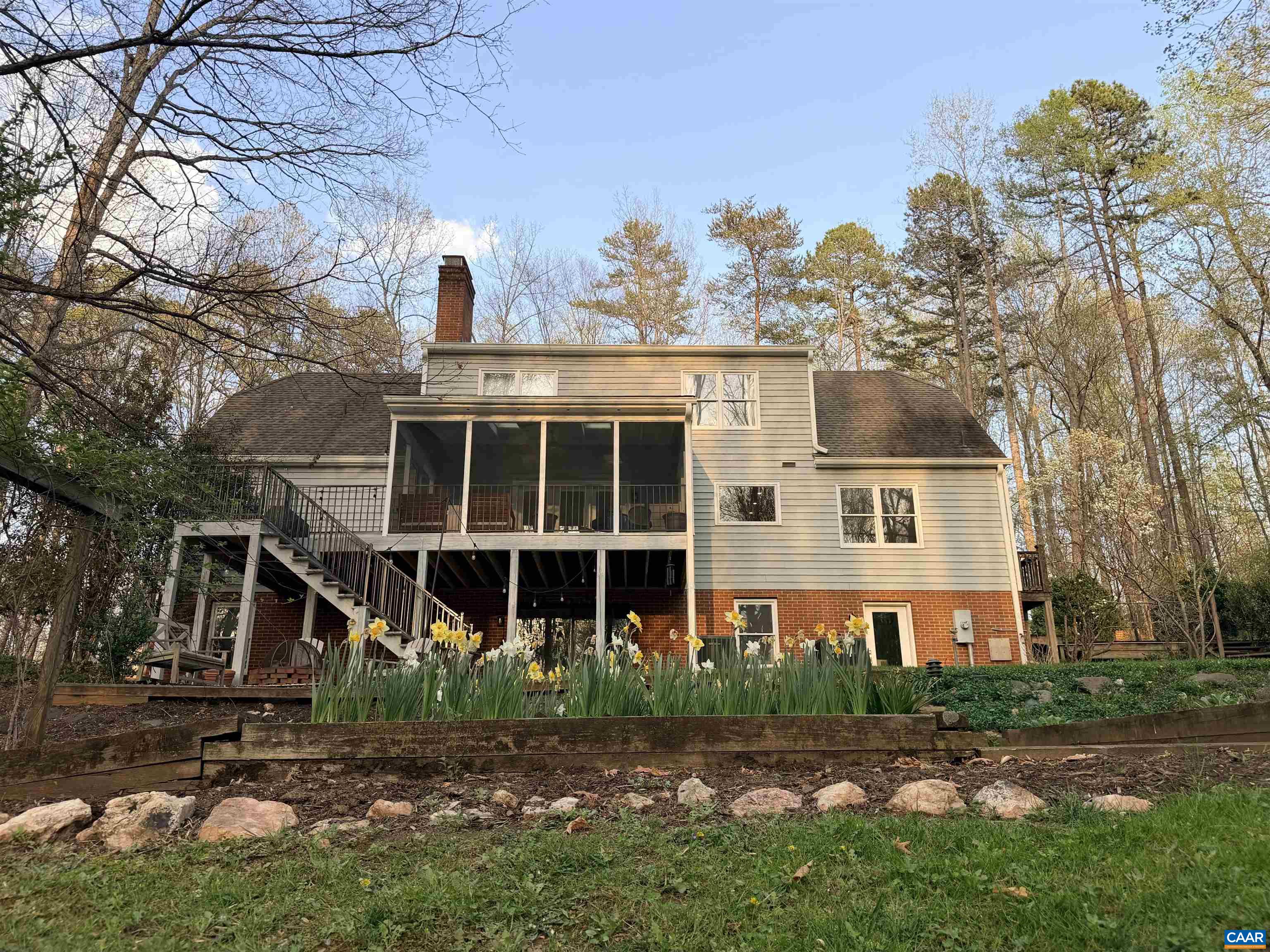 2404 PINE GARTH RUN