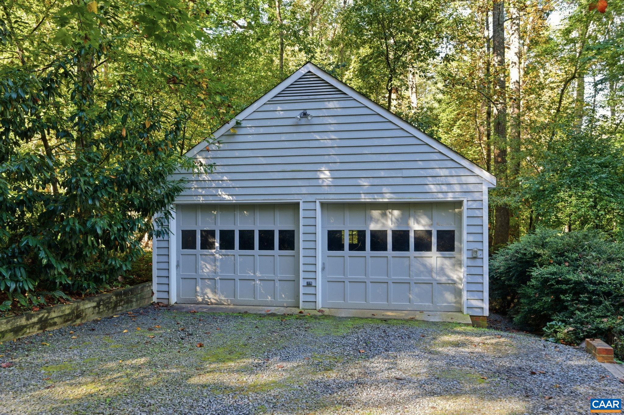 2404 PINE GARTH RUN