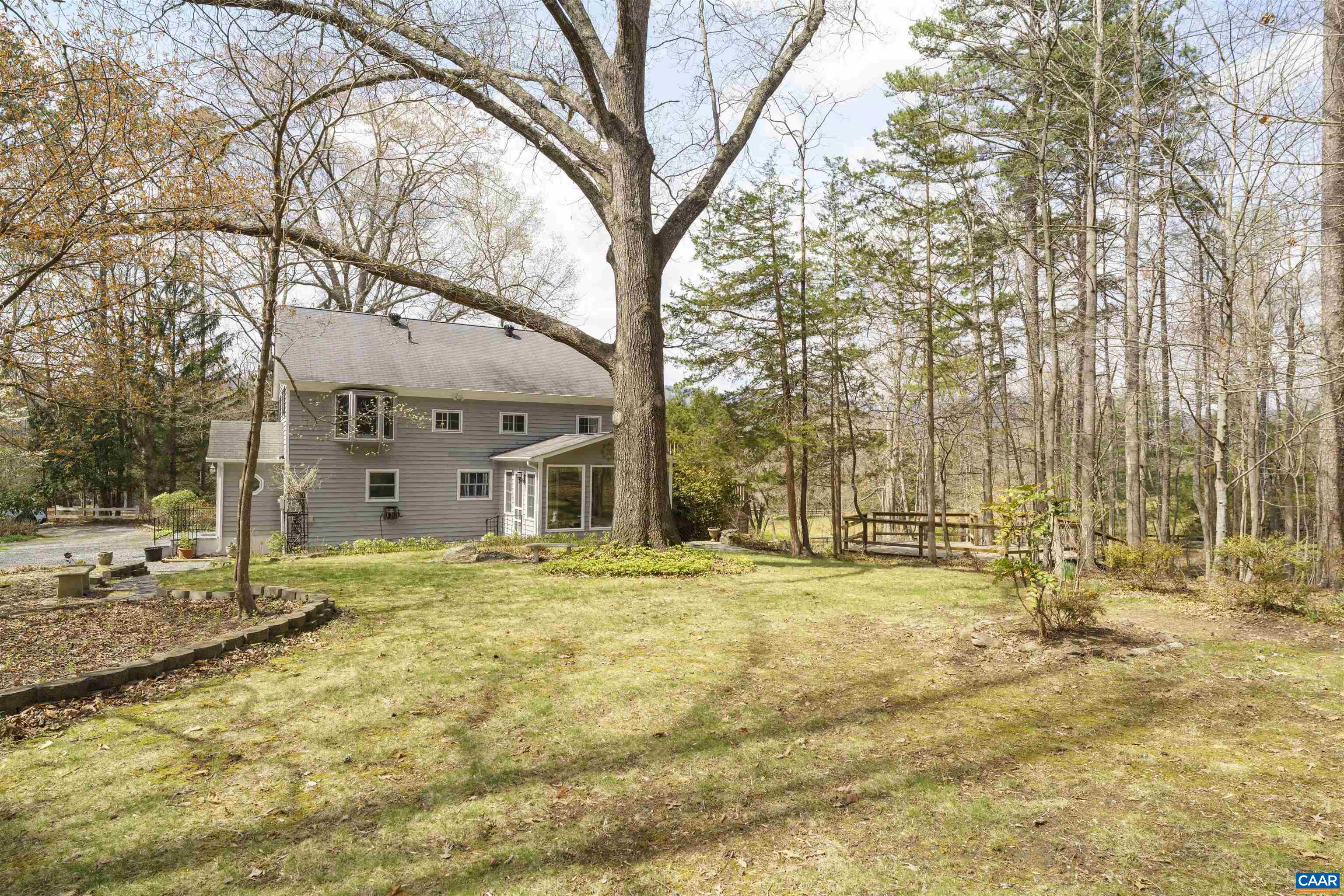 5695 FREE UNION RD