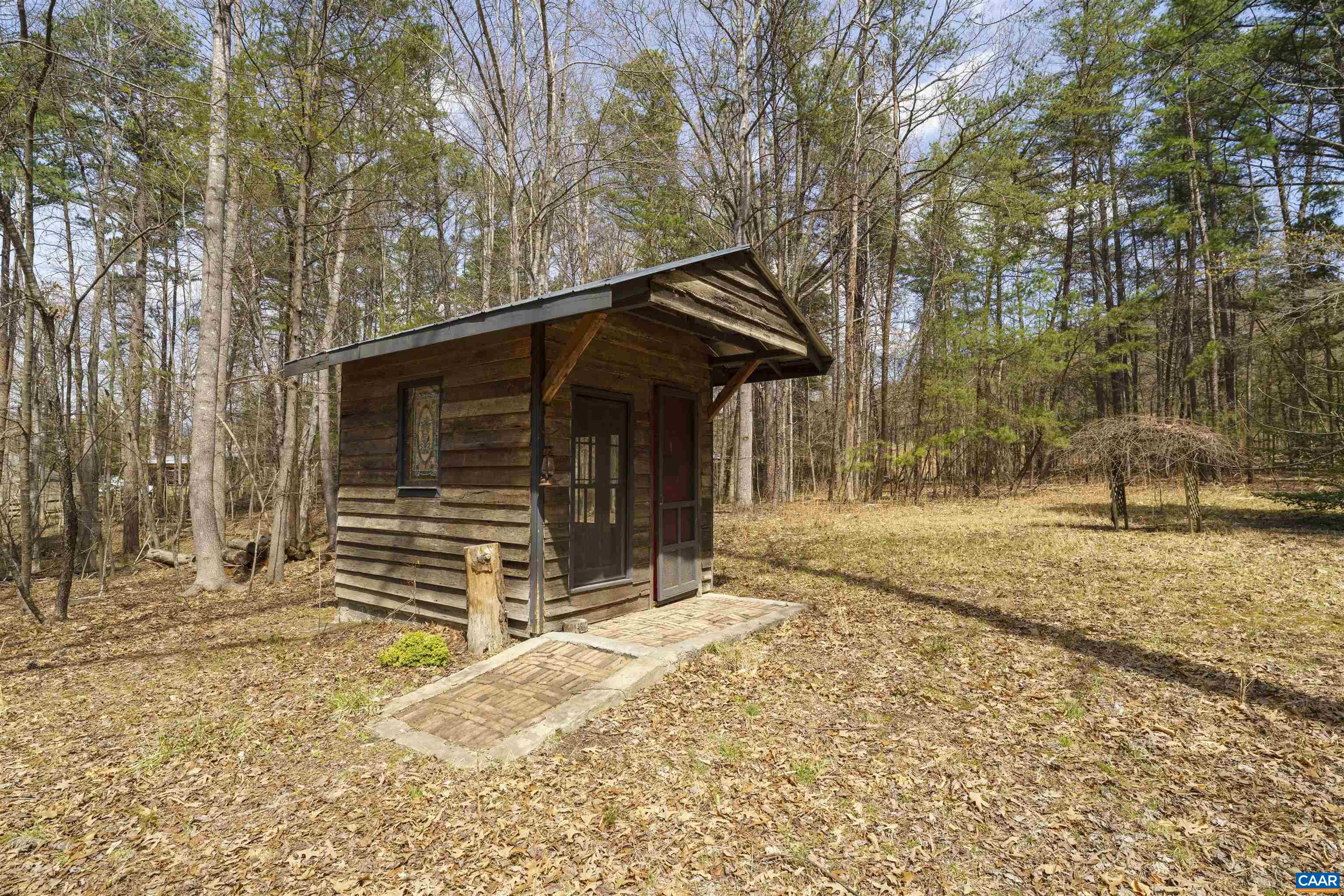 5695 FREE UNION RD