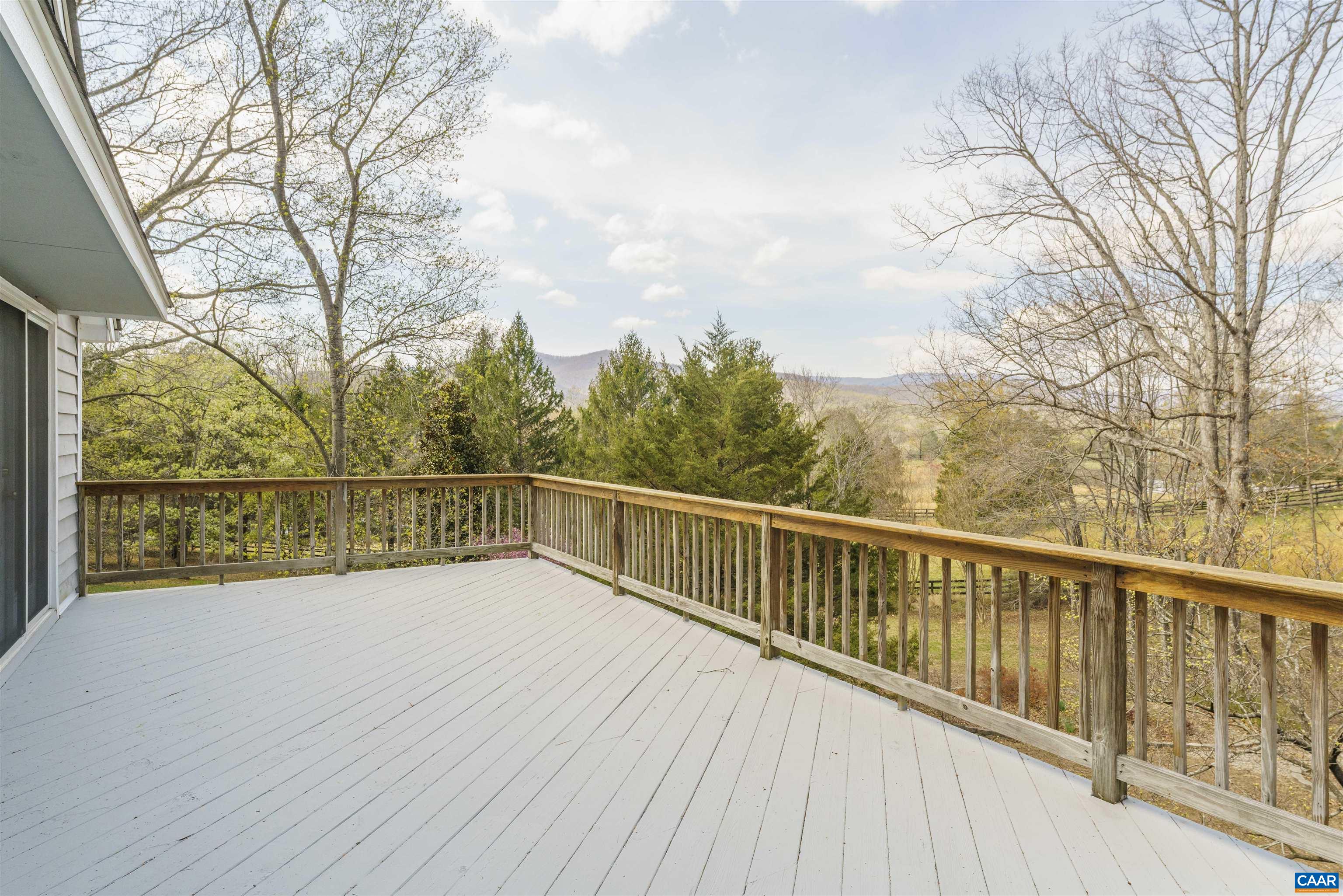 5695 FREE UNION RD