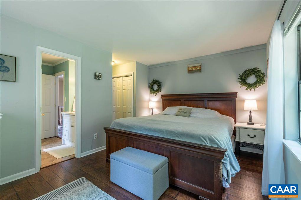 109 HAMMOND ST Unit: B