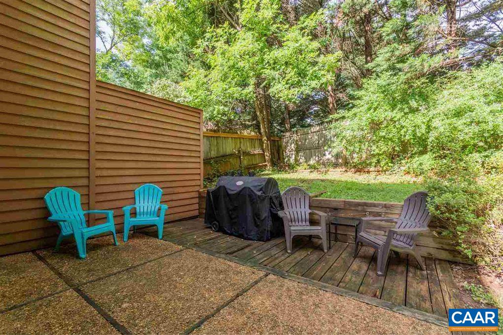 109 HAMMOND ST Unit: B