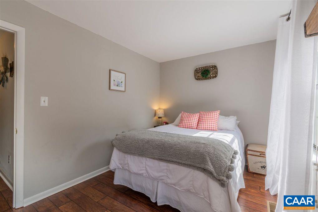 109 HAMMOND ST Unit: B