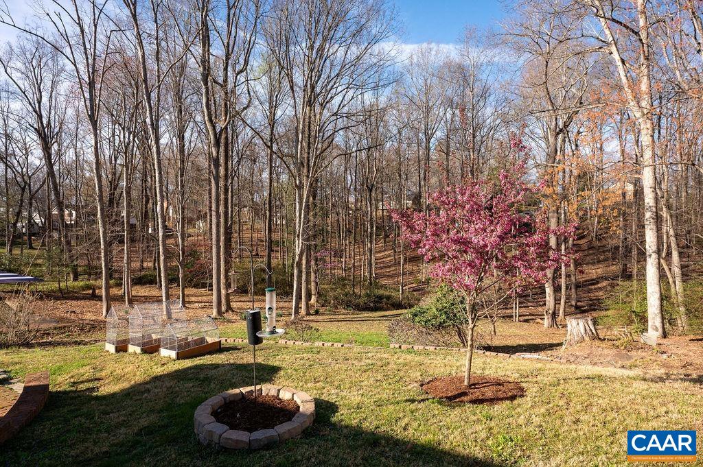 409 WESTMORELAND CT
