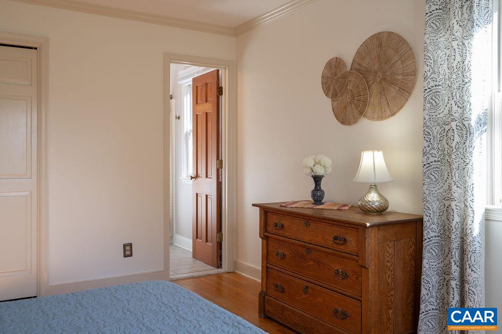 409 WESTMORELAND CT