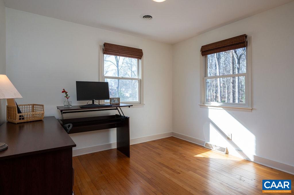 409 WESTMORELAND CT