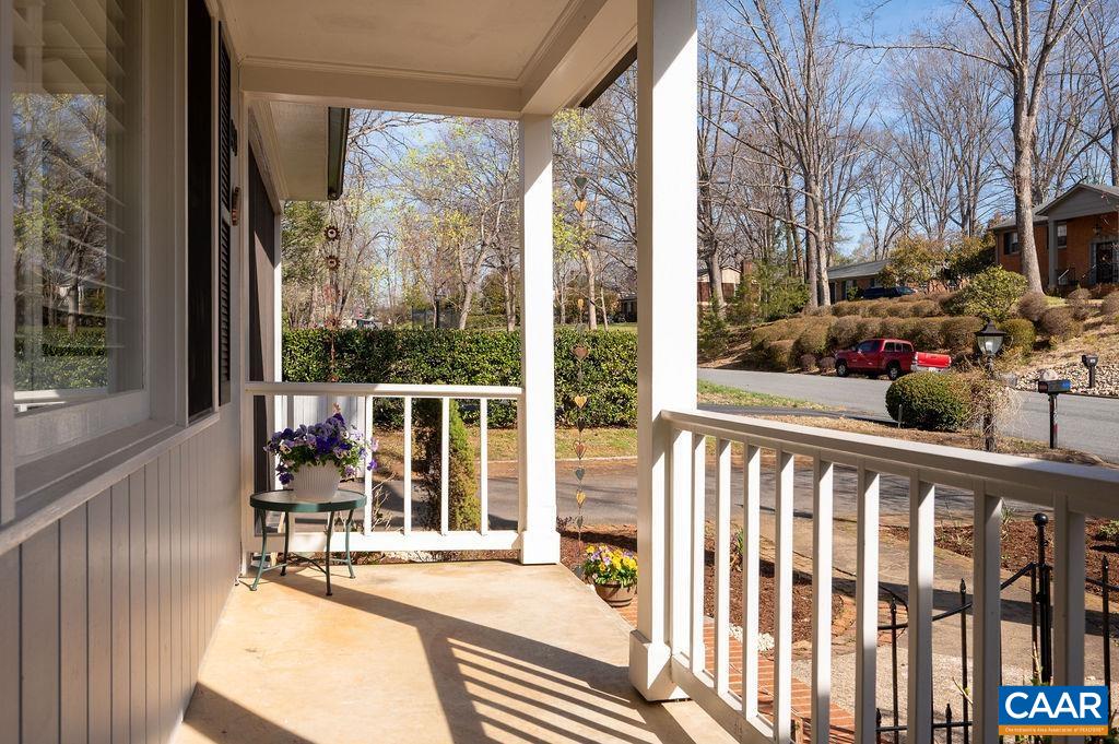 409 WESTMORELAND CT