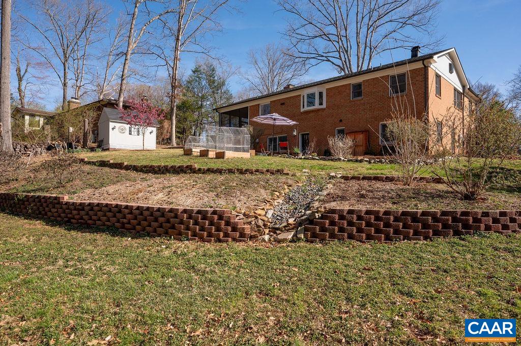 409 WESTMORELAND CT