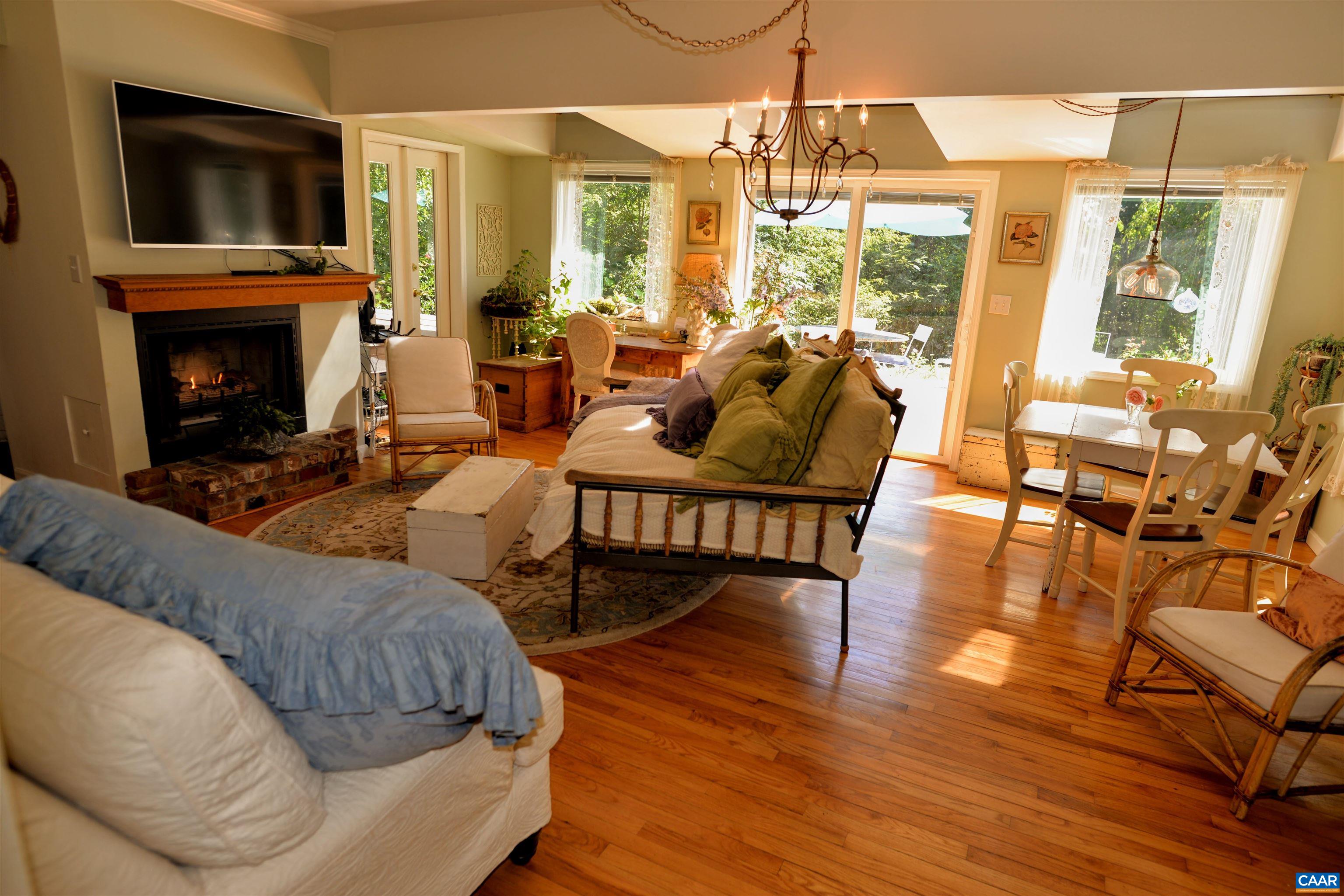 128 ROCKFISH ORCHARD DR