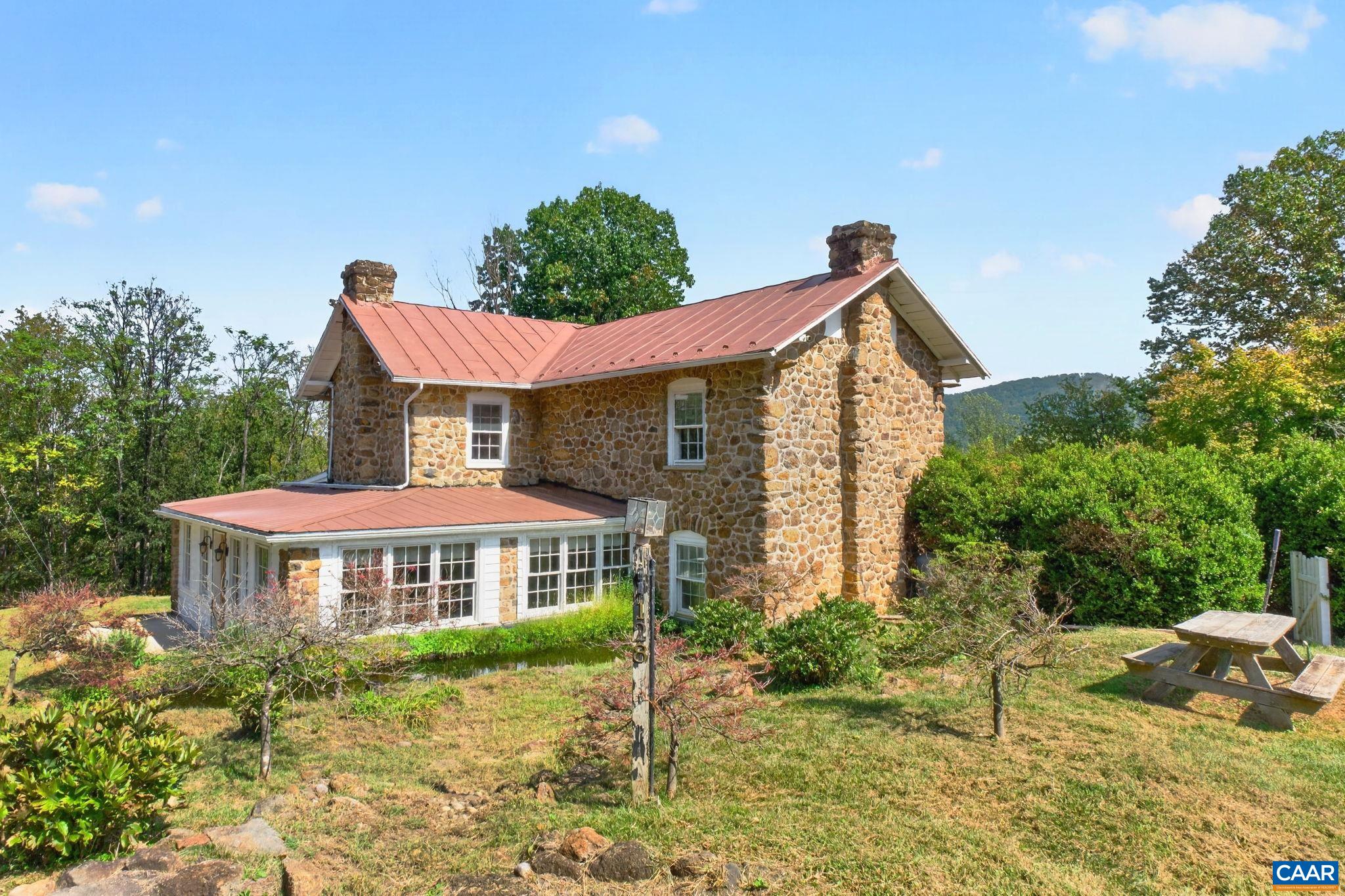 128 ROCKFISH ORCHARD DR