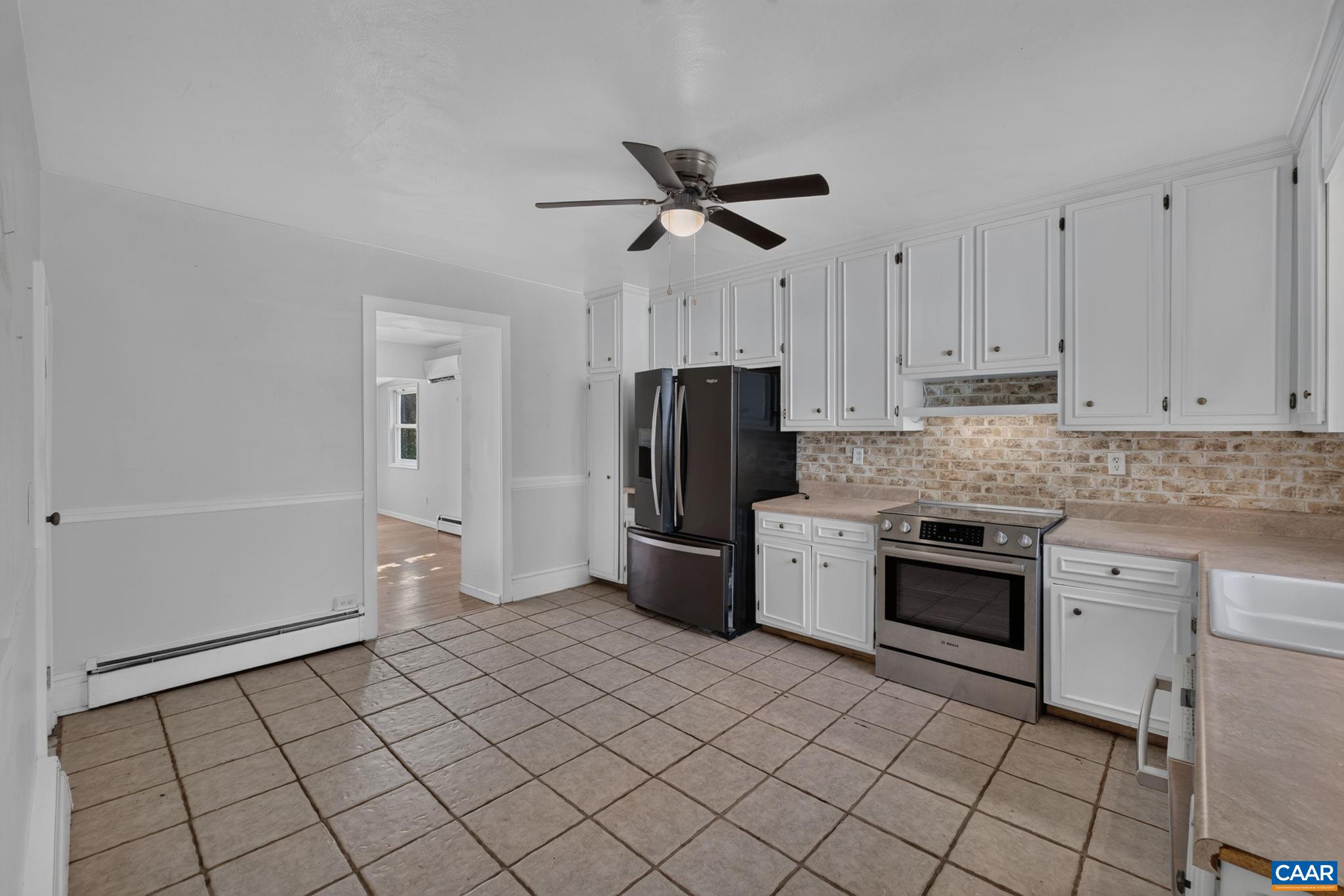 128 ROCKFISH ORCHARD DR