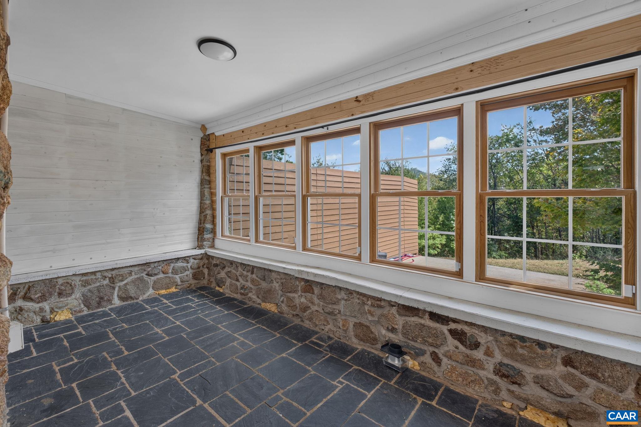 128 ROCKFISH ORCHARD DR