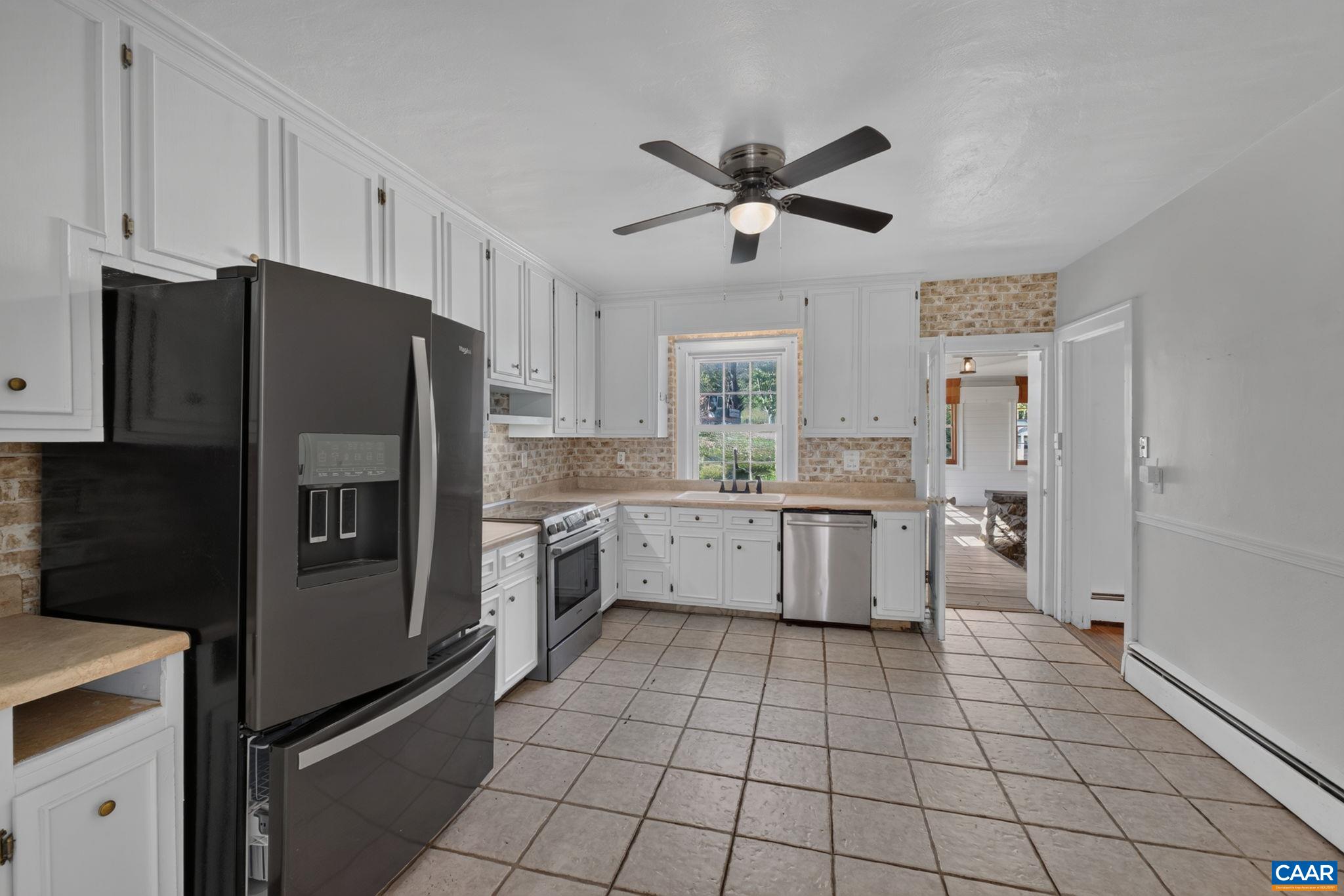 128 ROCKFISH ORCHARD DR