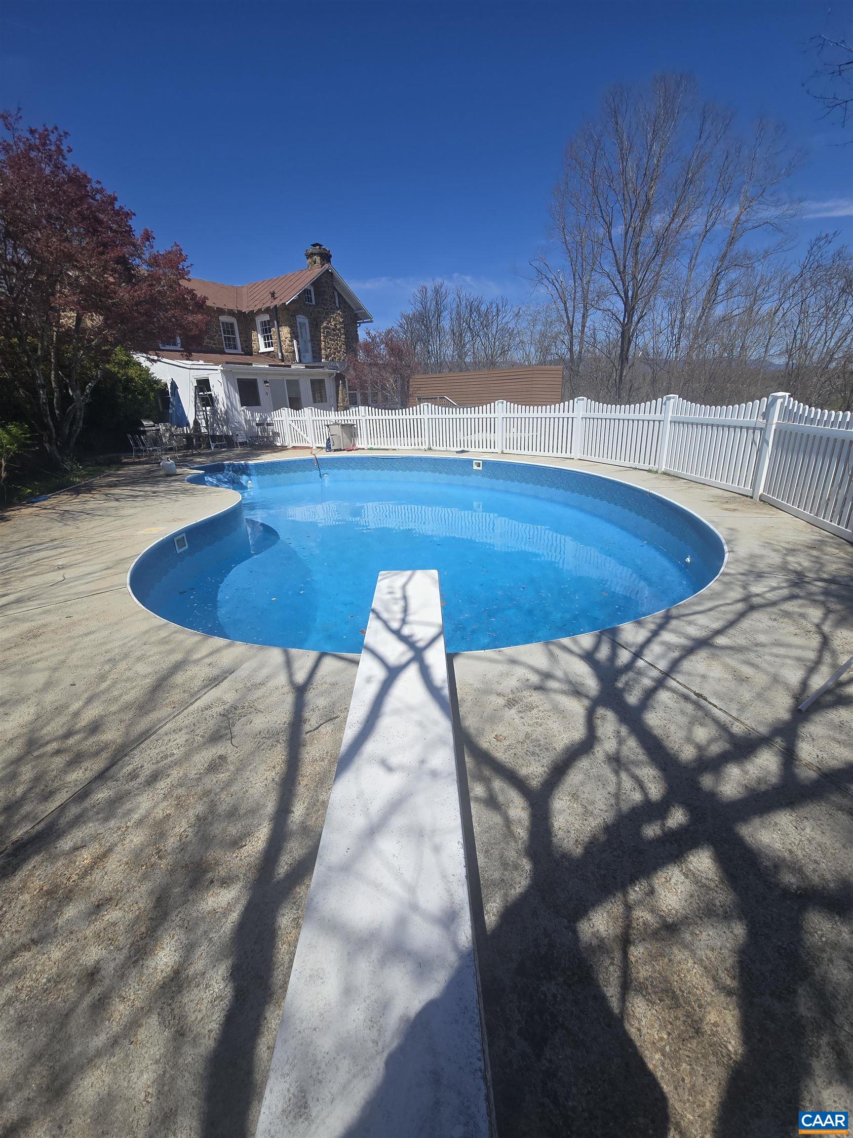 128 ROCKFISH ORCHARD DR