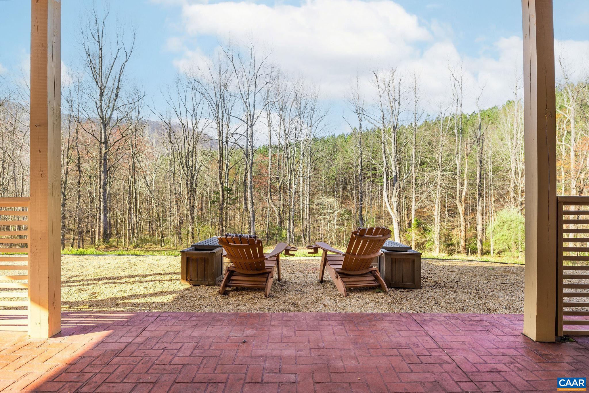 7102 BLACKWELLS HOLLOW RD