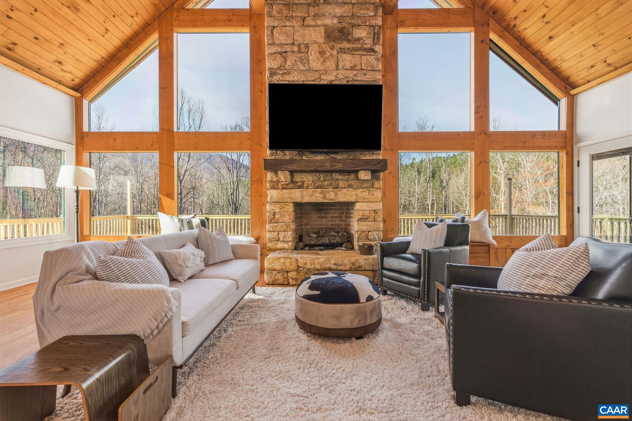 7102 BLACKWELLS HOLLOW RD