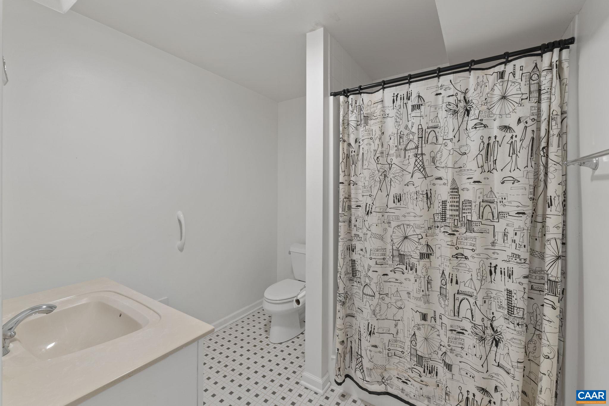 4190 LUXOR TERRACE DR