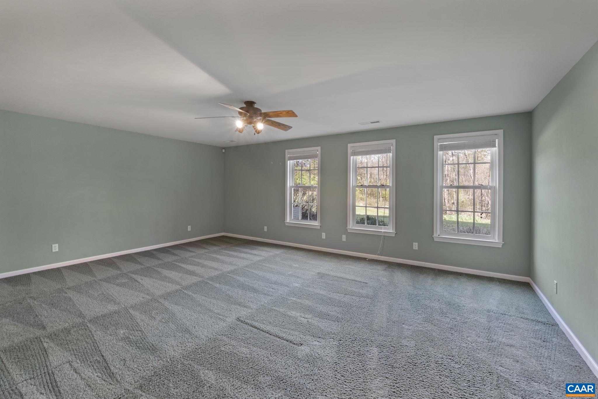 4190 LUXOR TERRACE DR