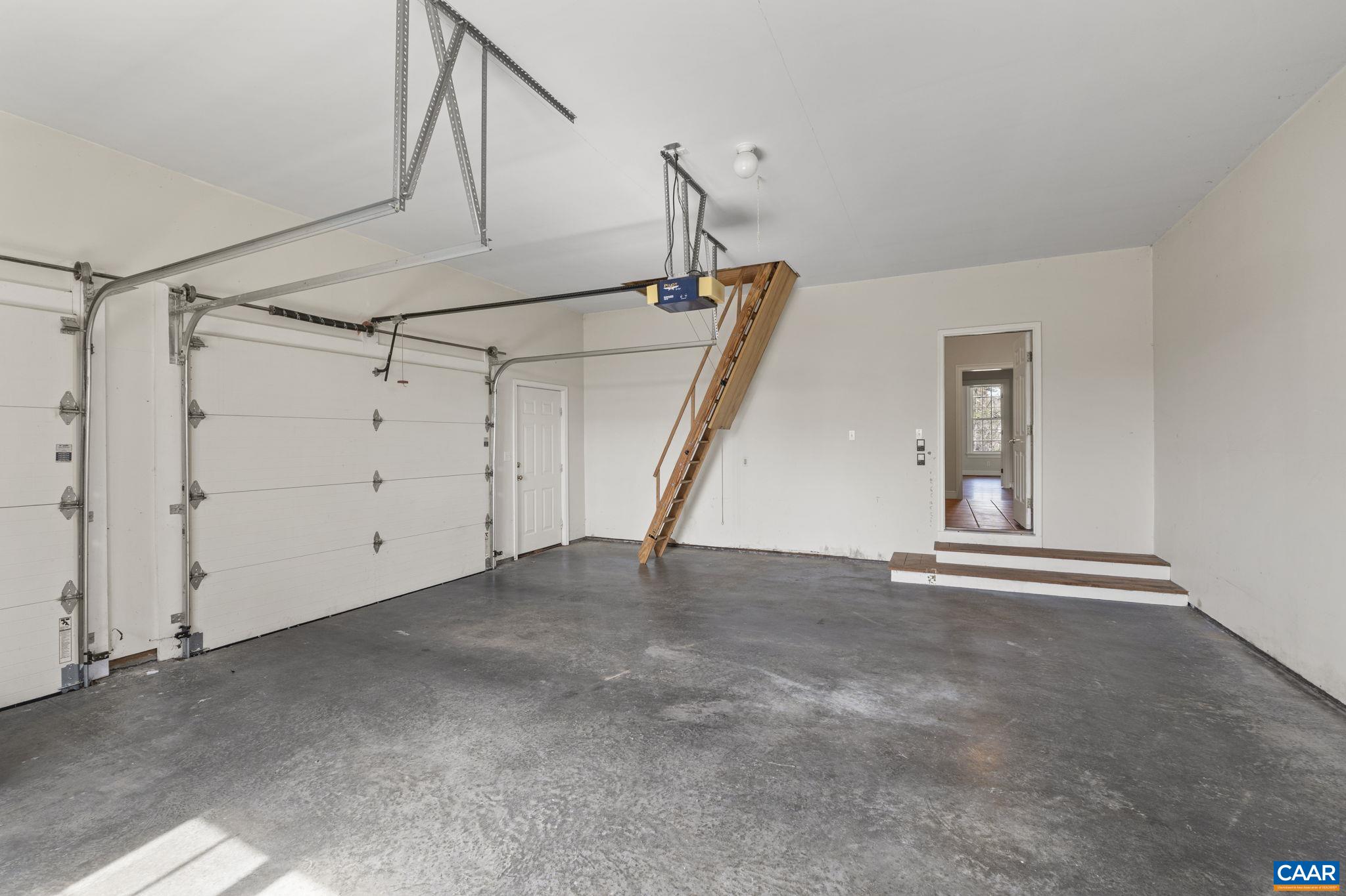 4190 LUXOR TERRACE DR