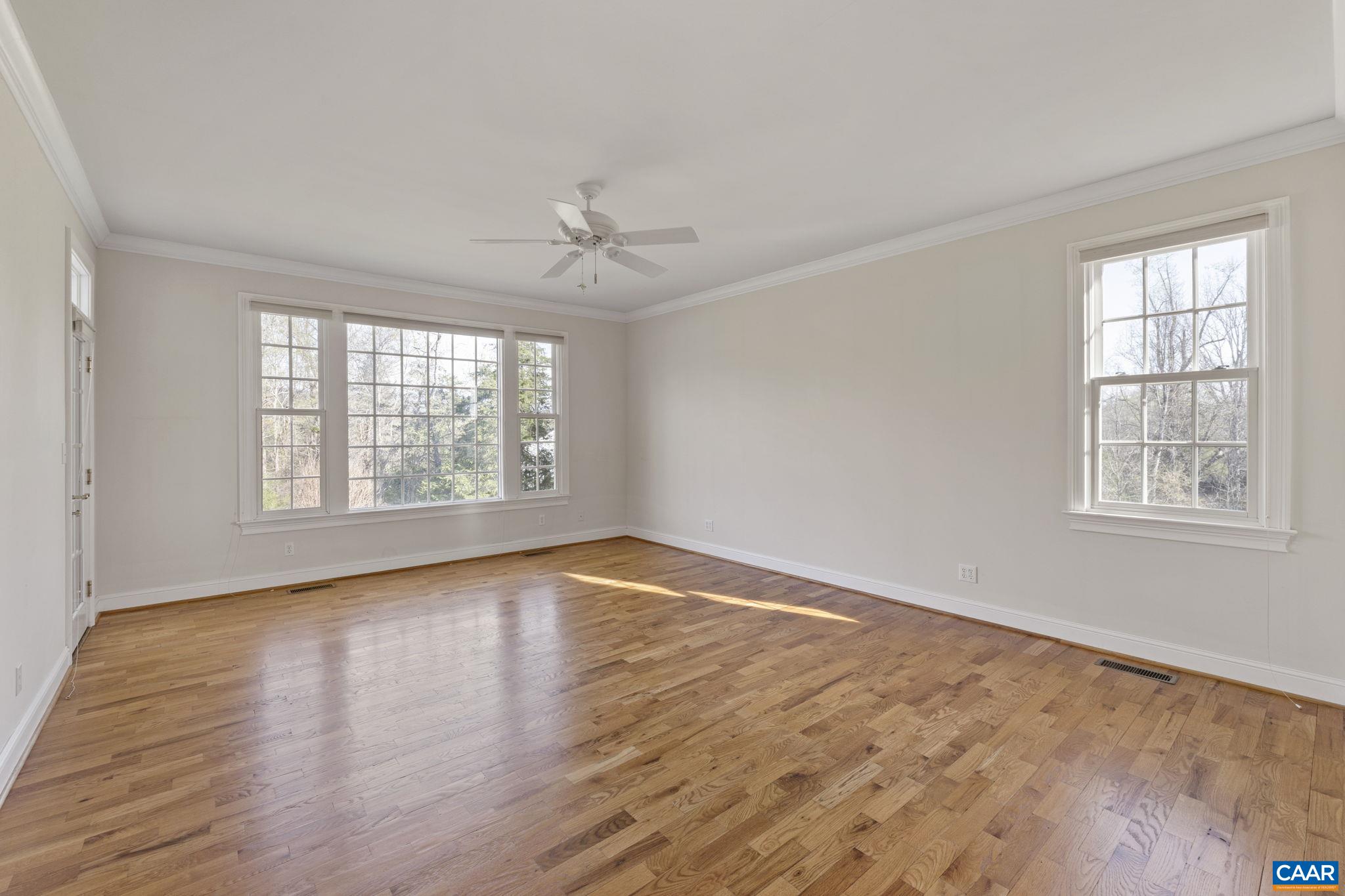 4190 LUXOR TERRACE DR