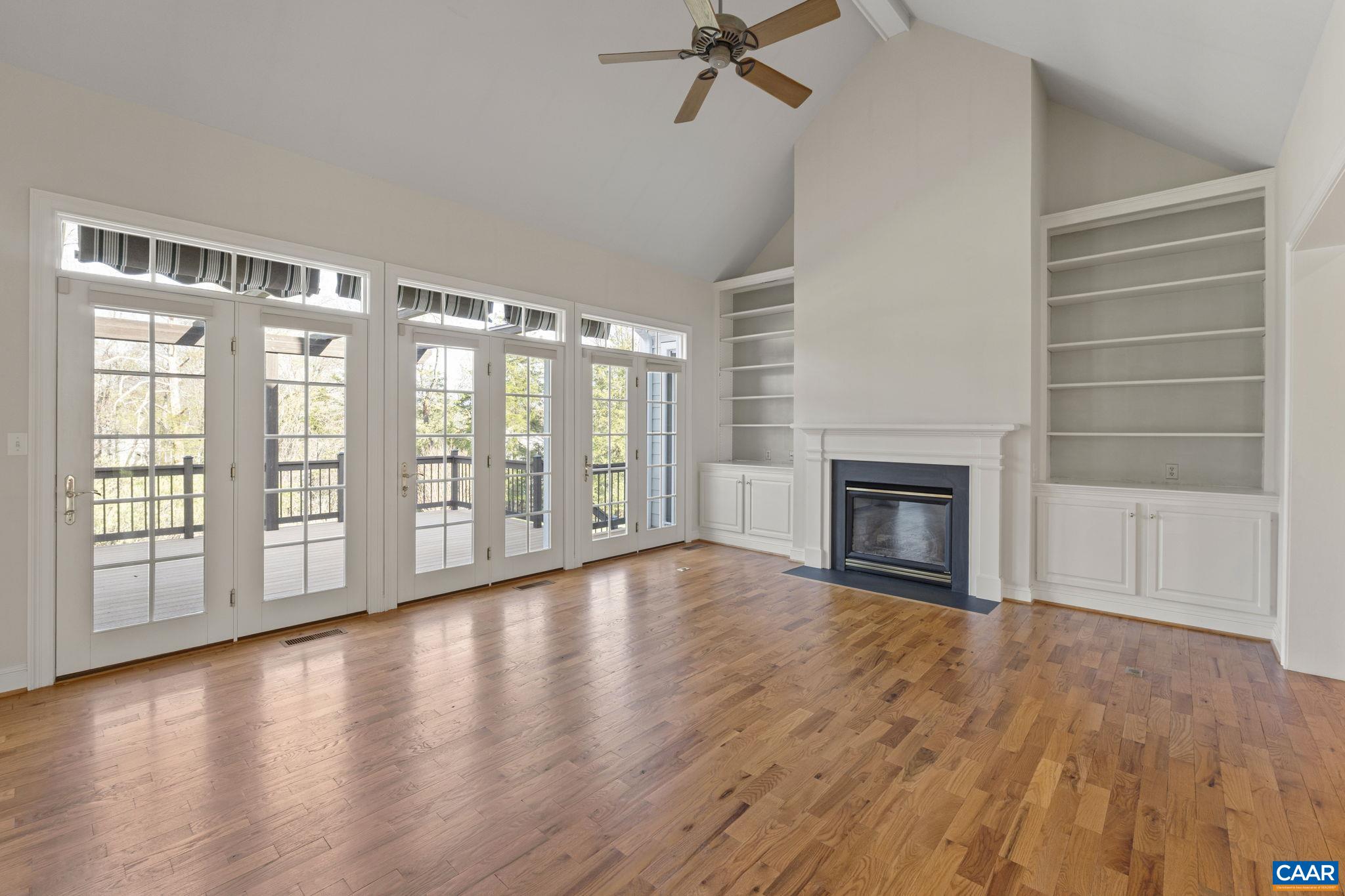 4190 LUXOR TERRACE DR