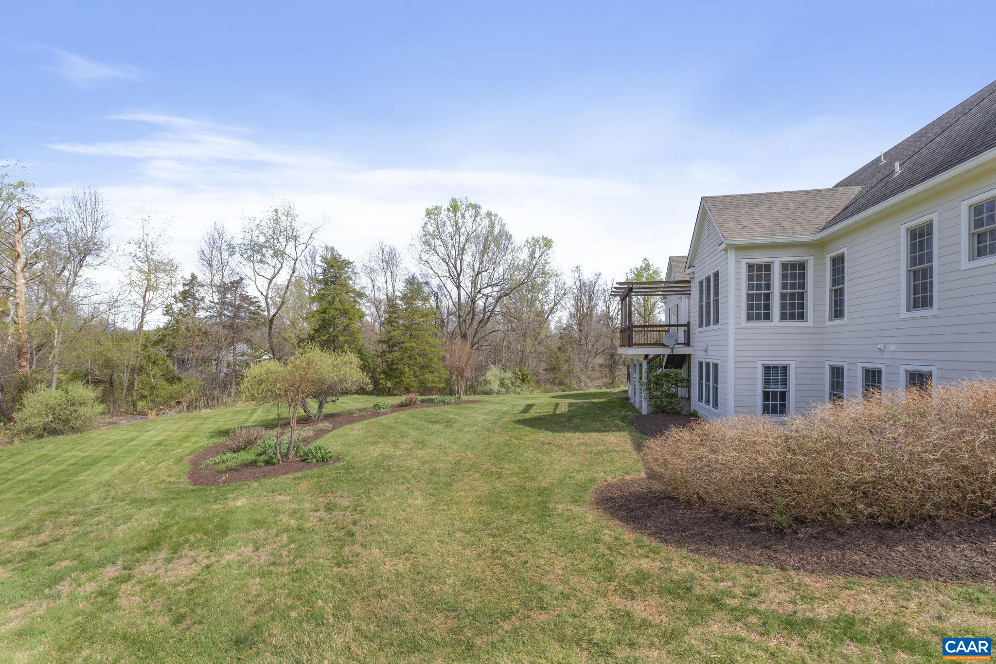 4190 LUXOR TERRACE DR