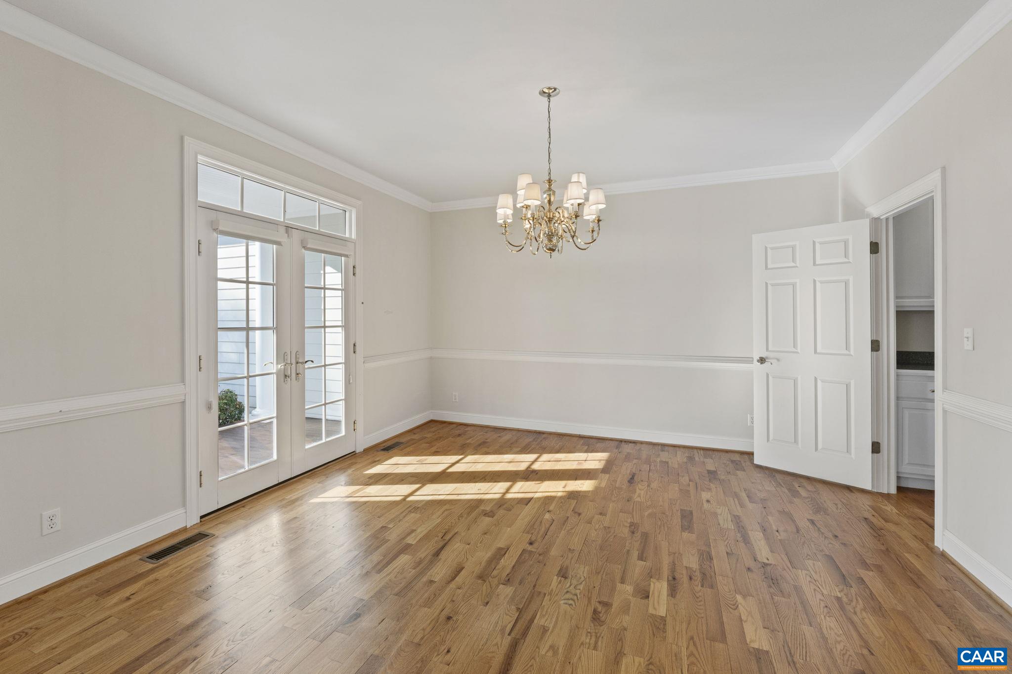 4190 LUXOR TERRACE DR