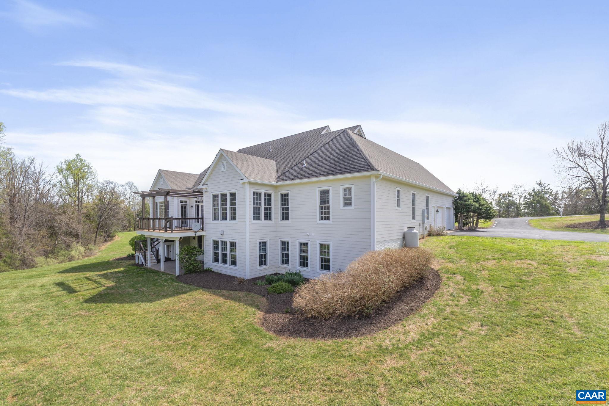 4190 LUXOR TERRACE DR