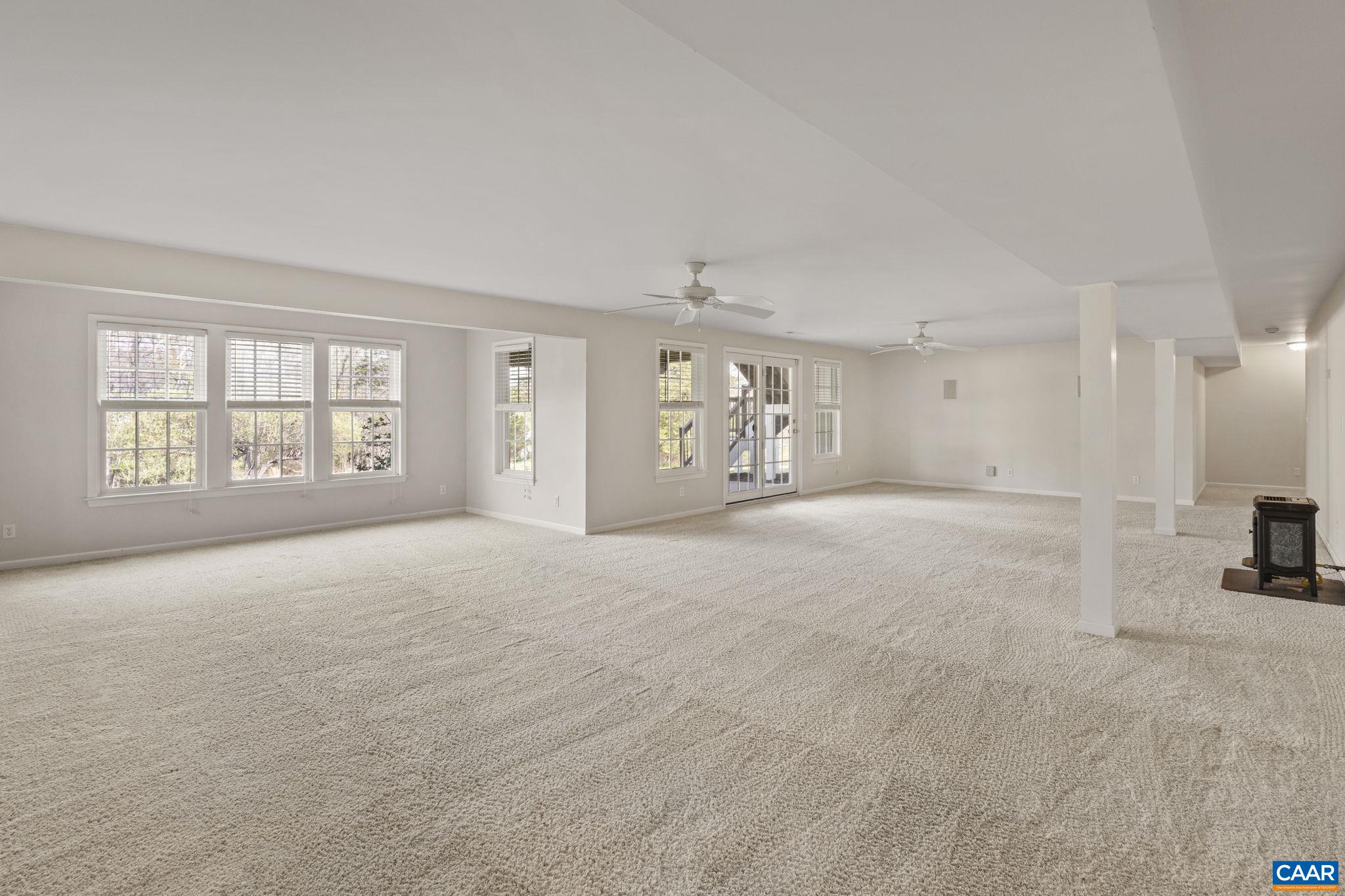 4190 LUXOR TERRACE DR