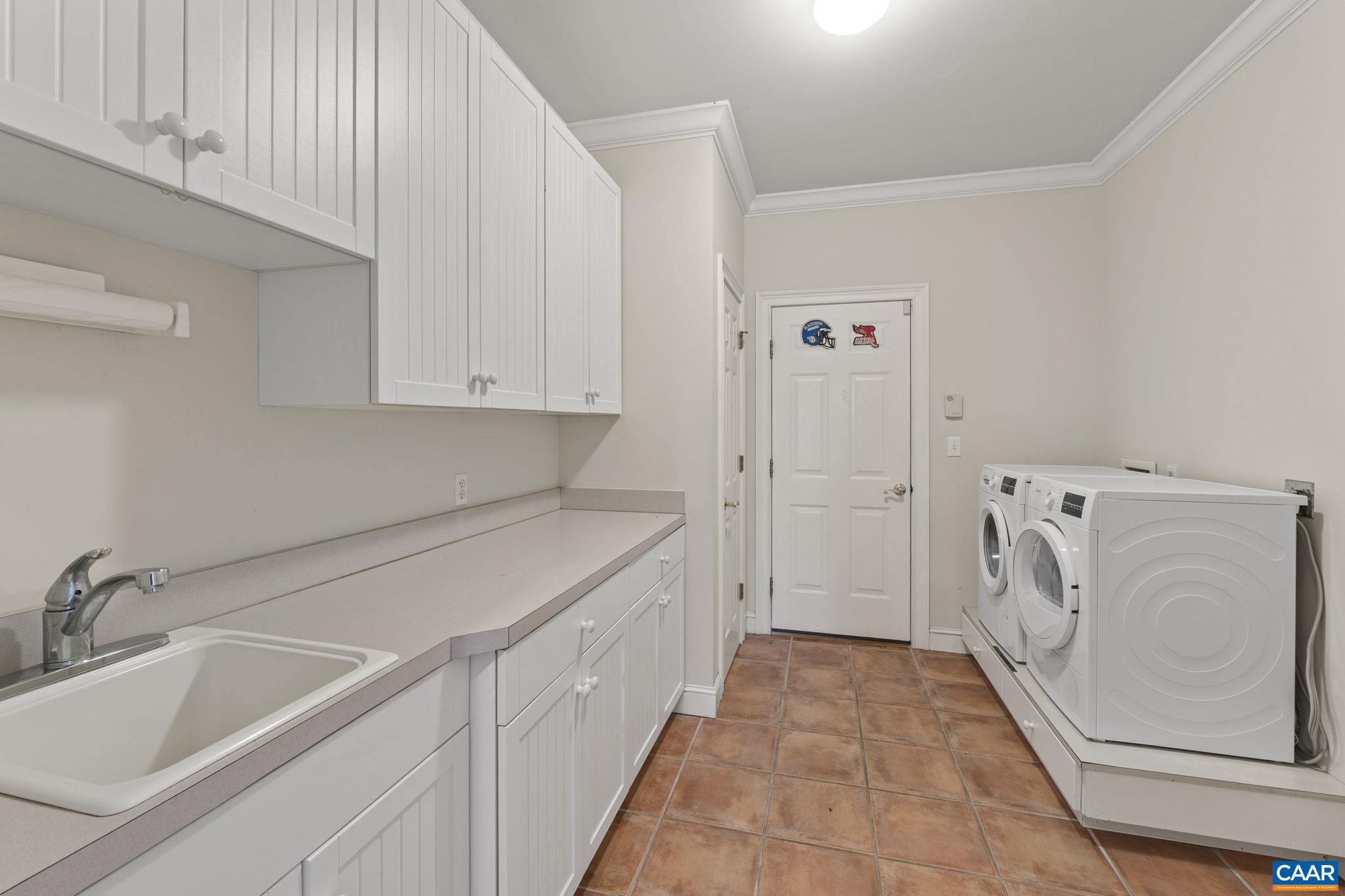 4190 LUXOR TERRACE DR