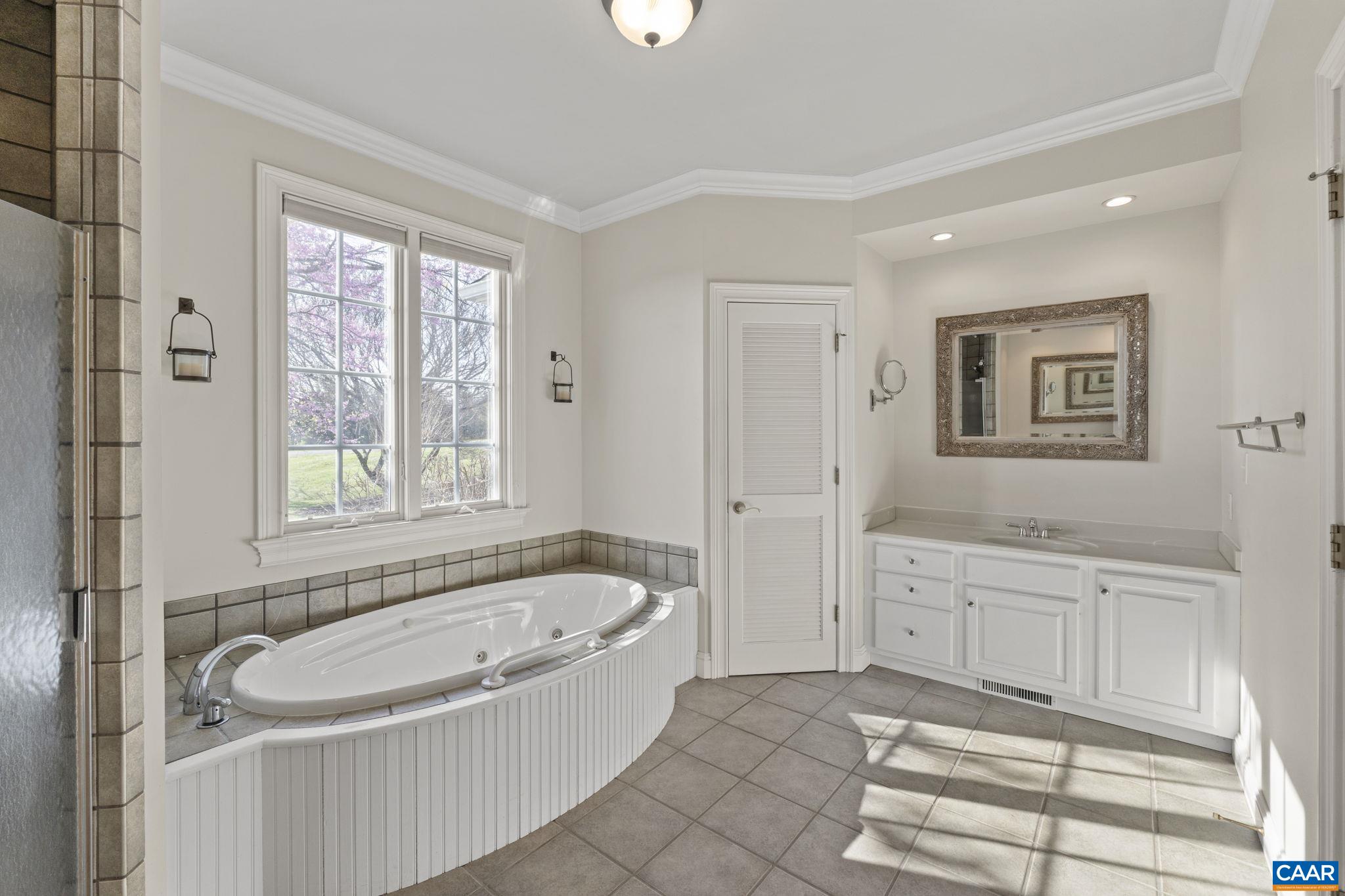 4190 LUXOR TERRACE DR