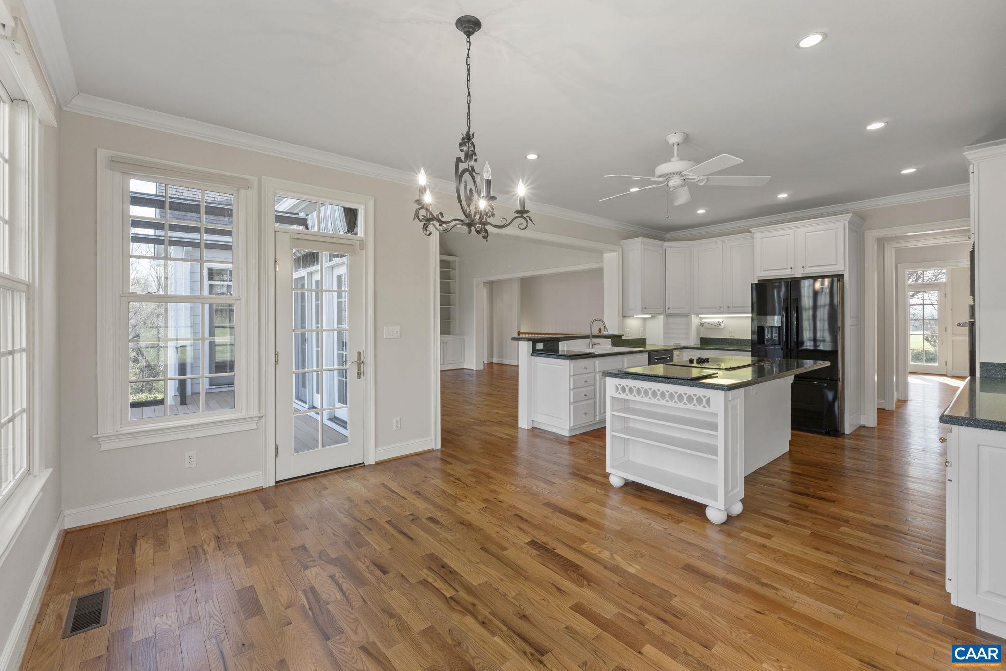 4190 LUXOR TERRACE DR