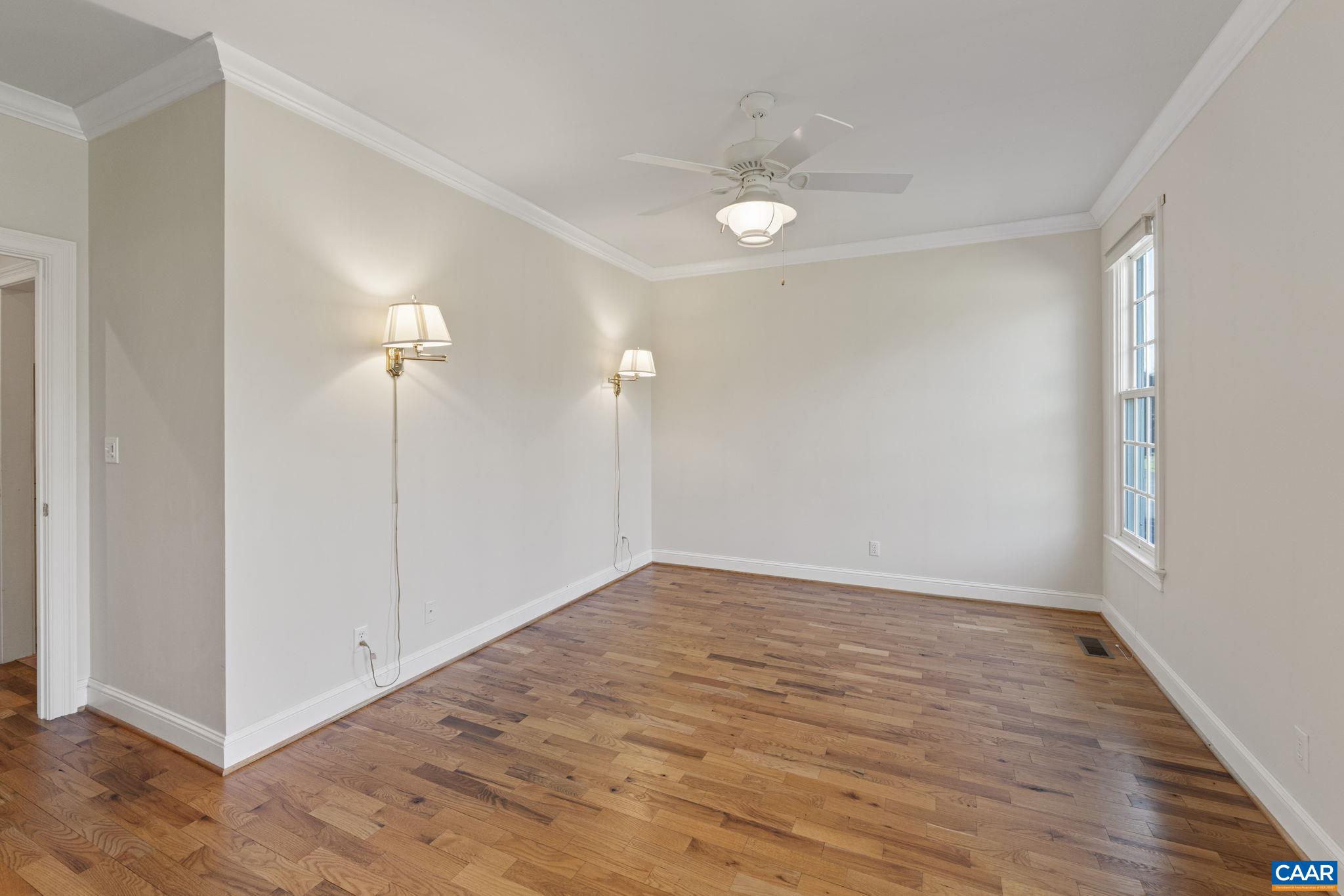 4190 LUXOR TERRACE DR