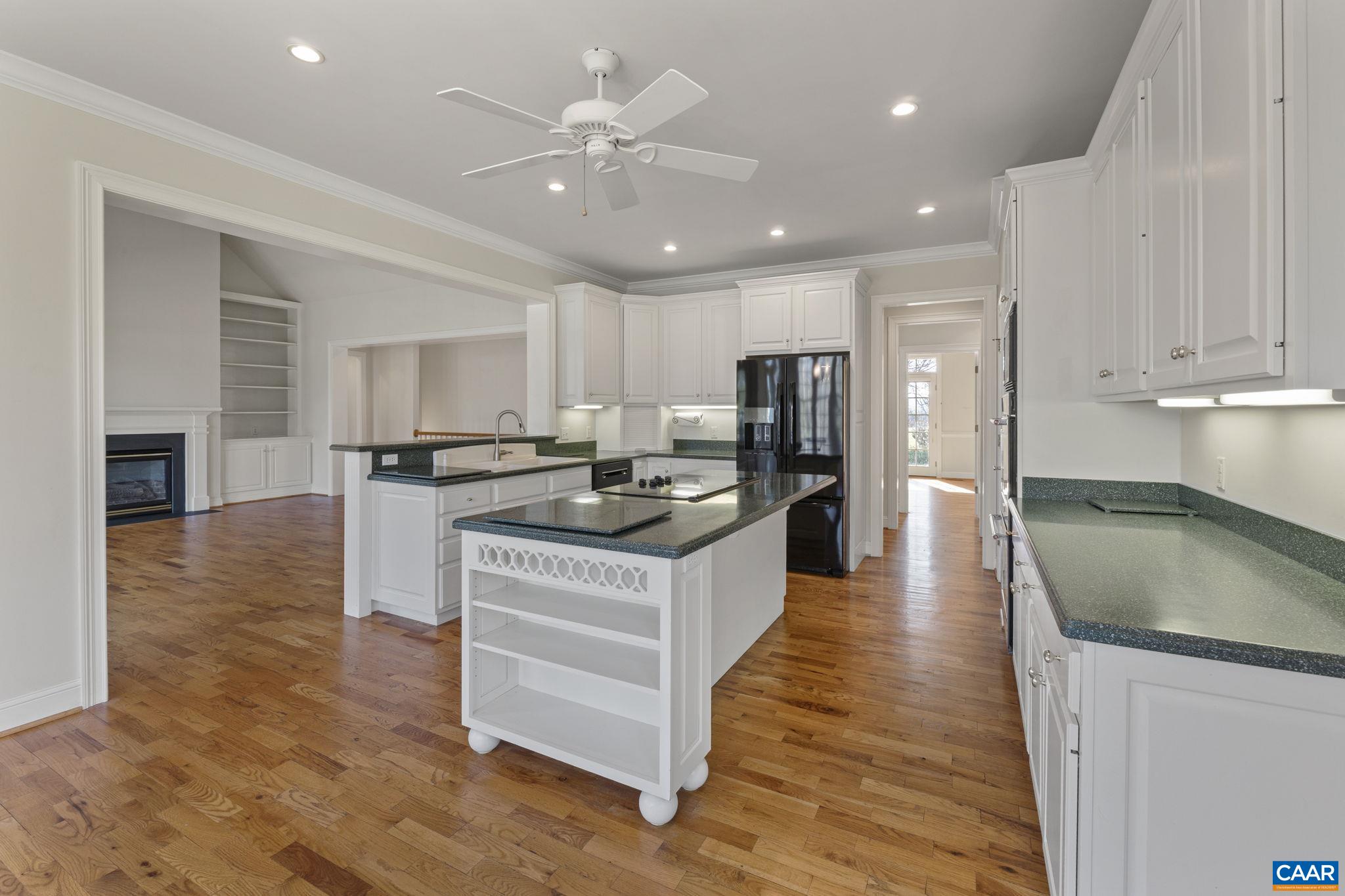 4190 LUXOR TERRACE DR