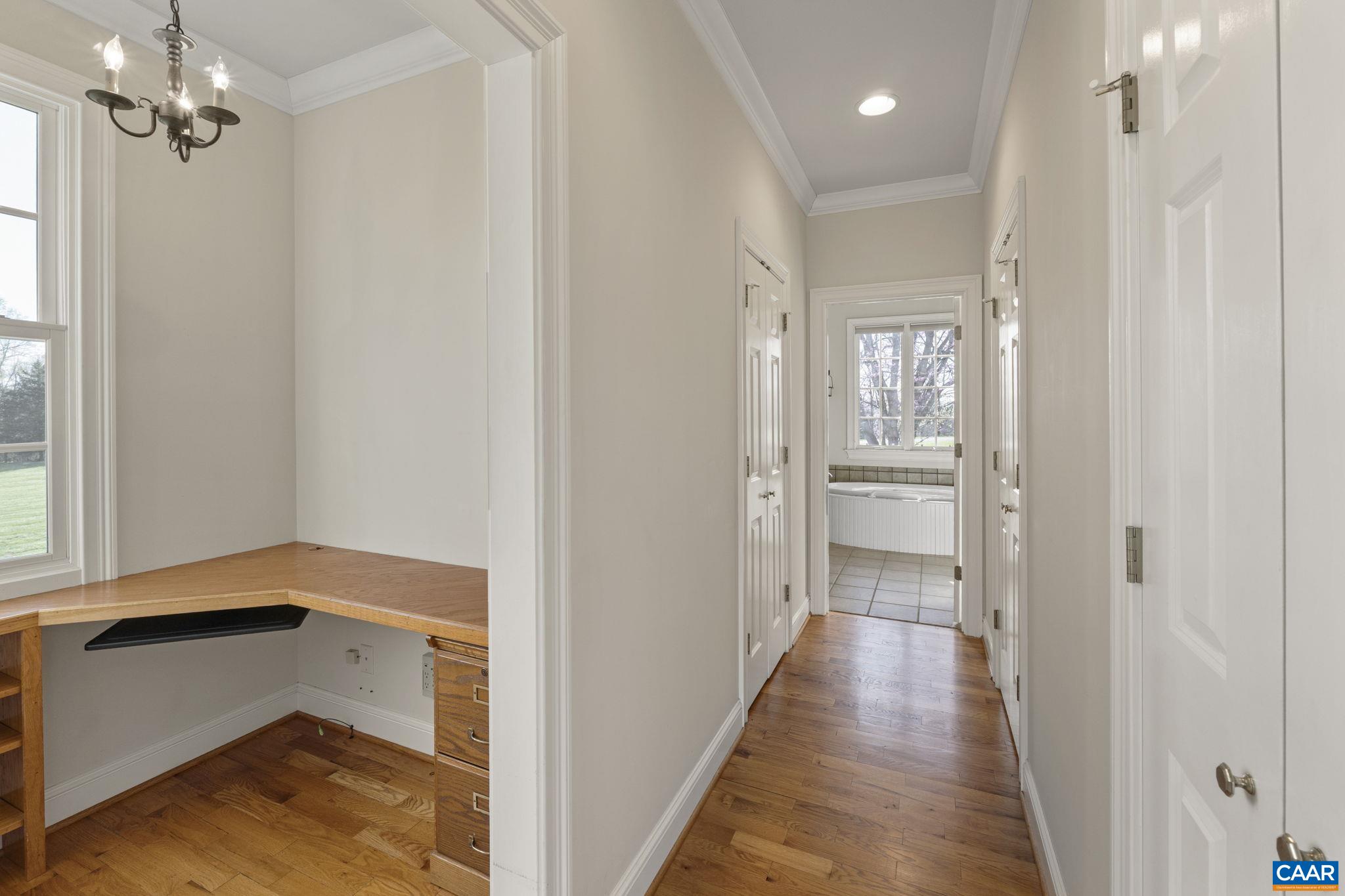 4190 LUXOR TERRACE DR