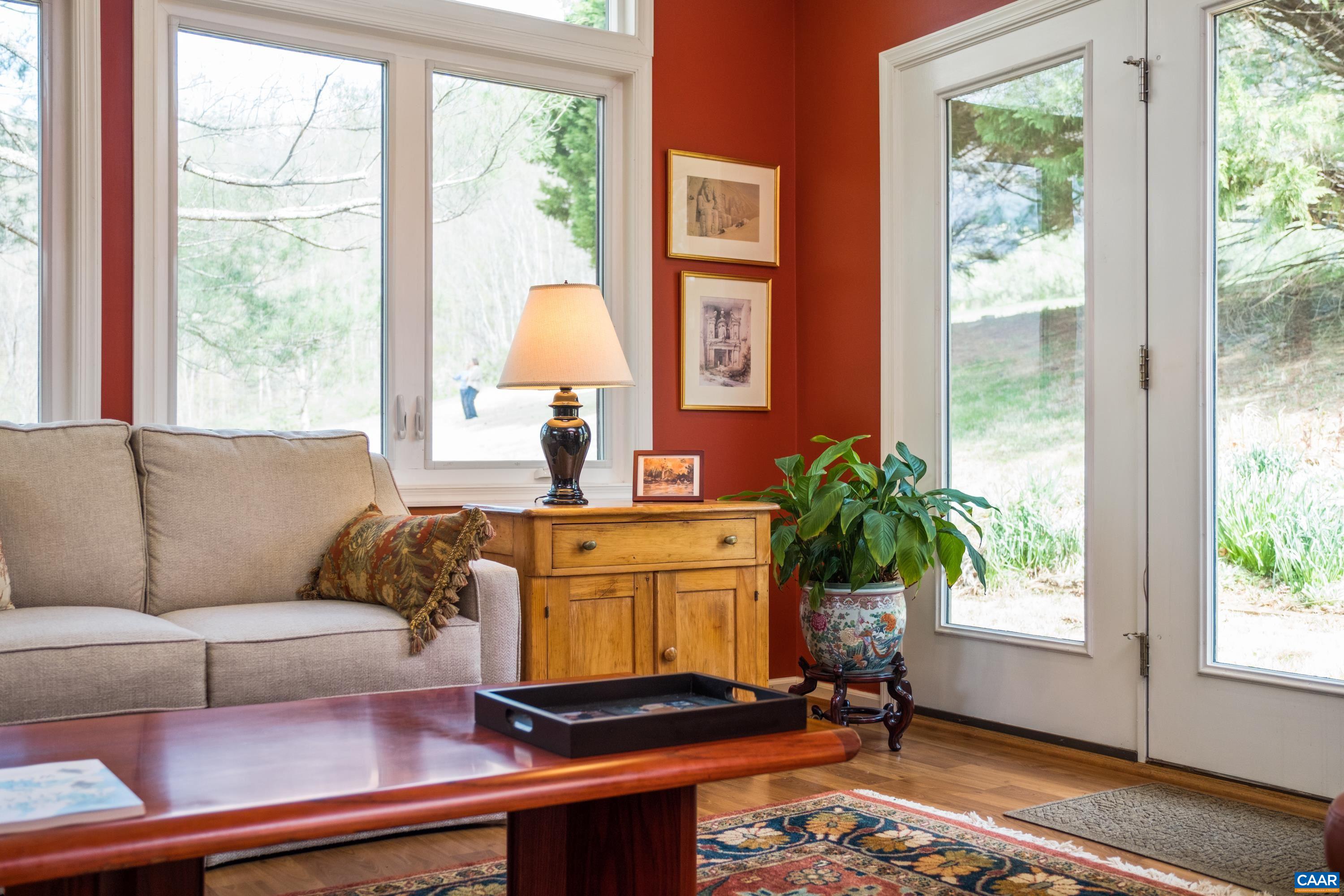 1165 FORTUNES COVE LN