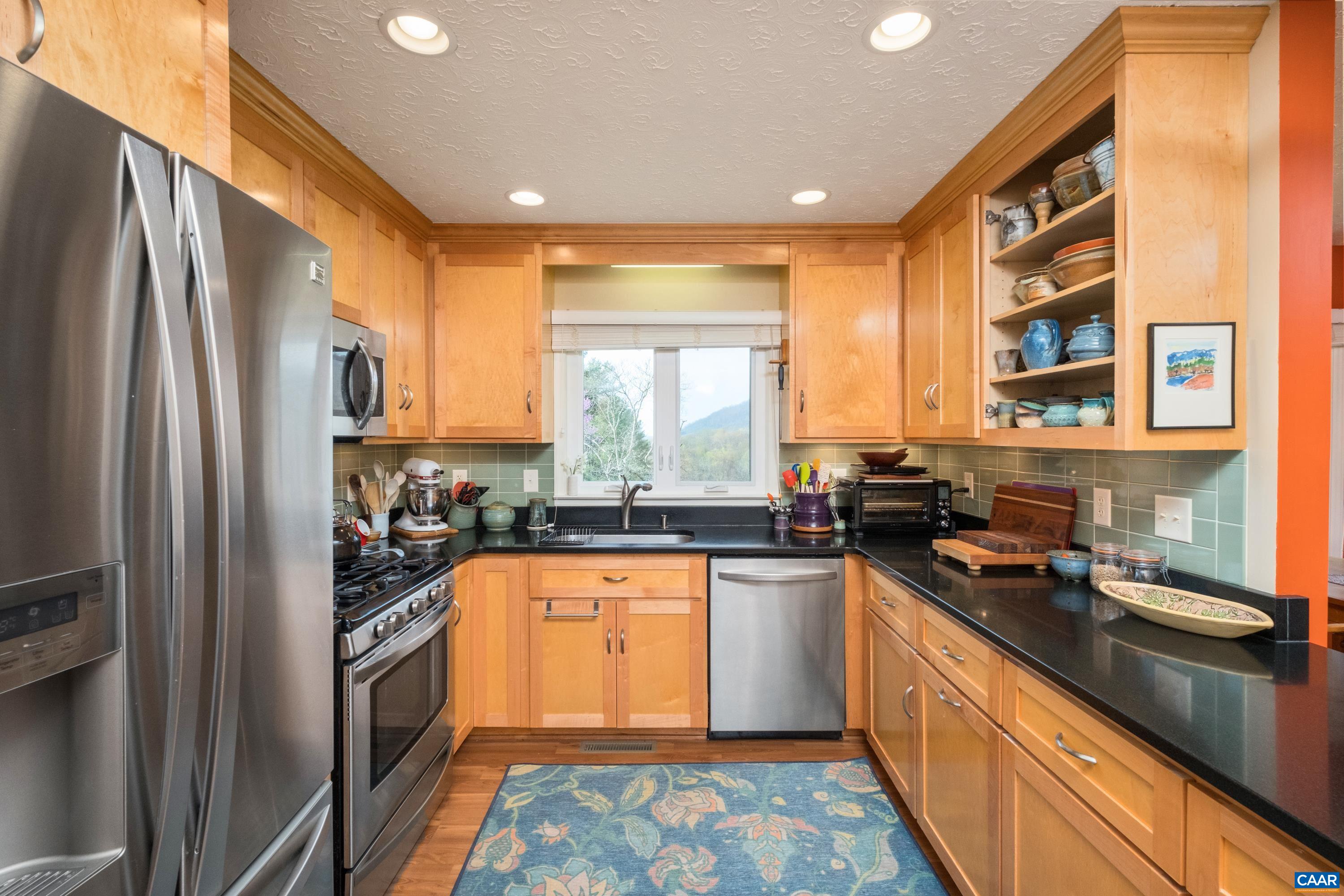 1165 FORTUNES COVE LN