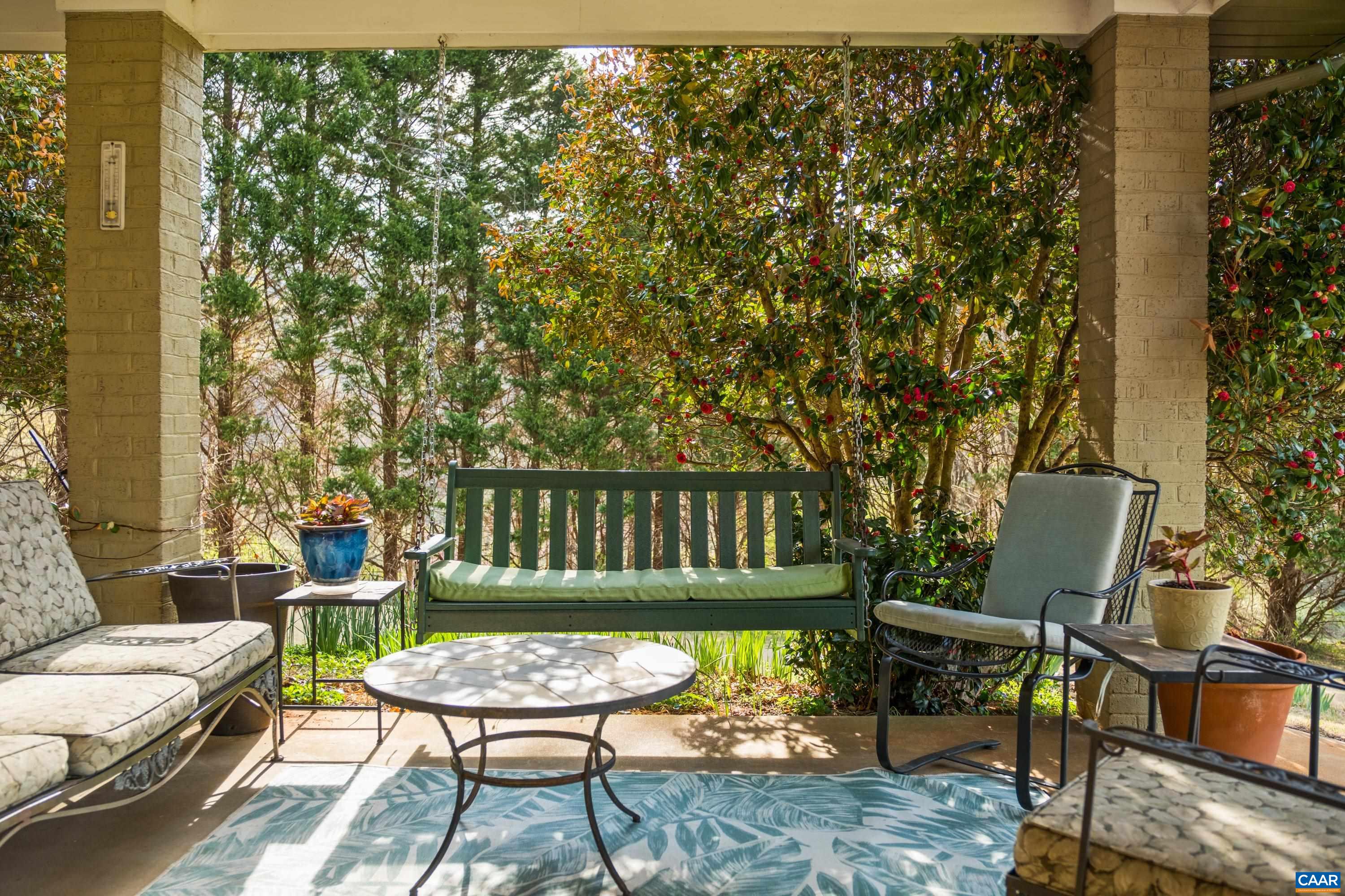 1165 FORTUNES COVE LN