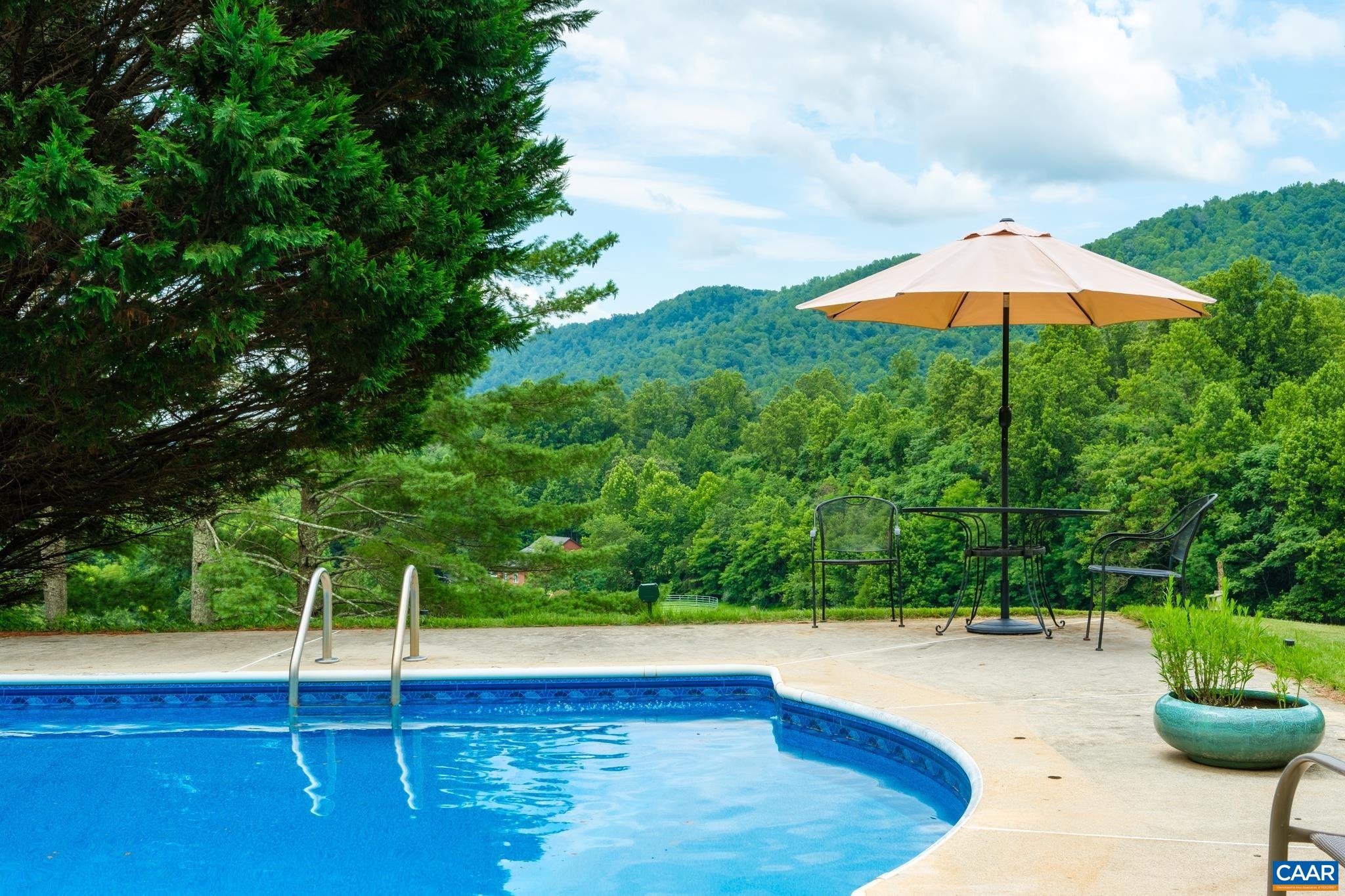 1165 FORTUNES COVE LN