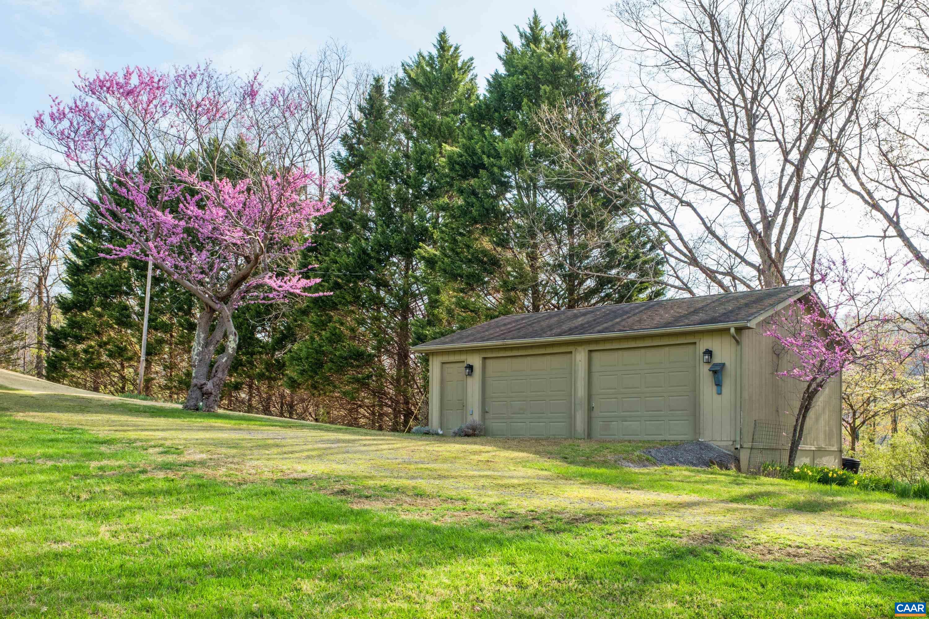 1165 FORTUNES COVE LN