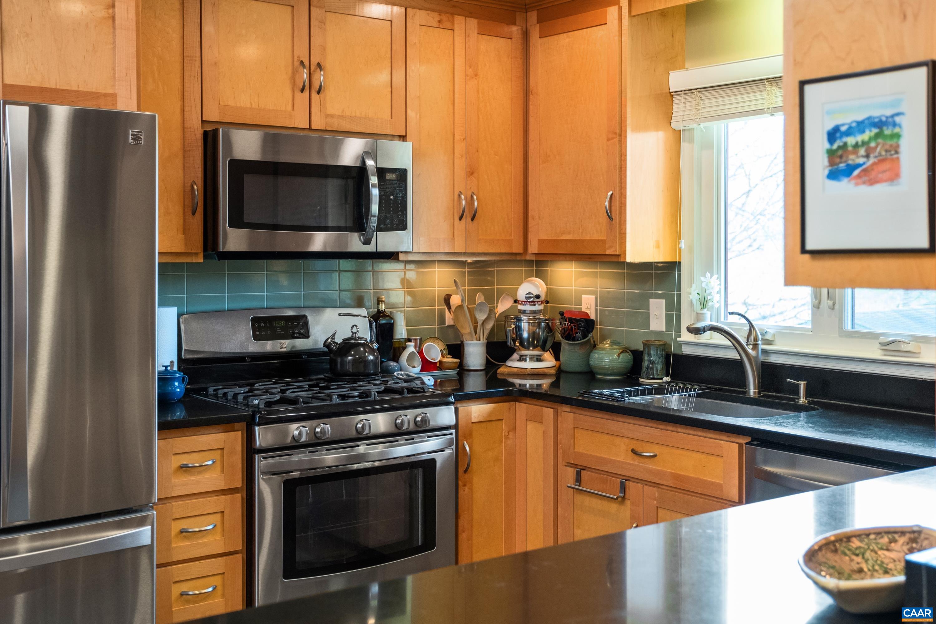 1165 FORTUNES COVE LN