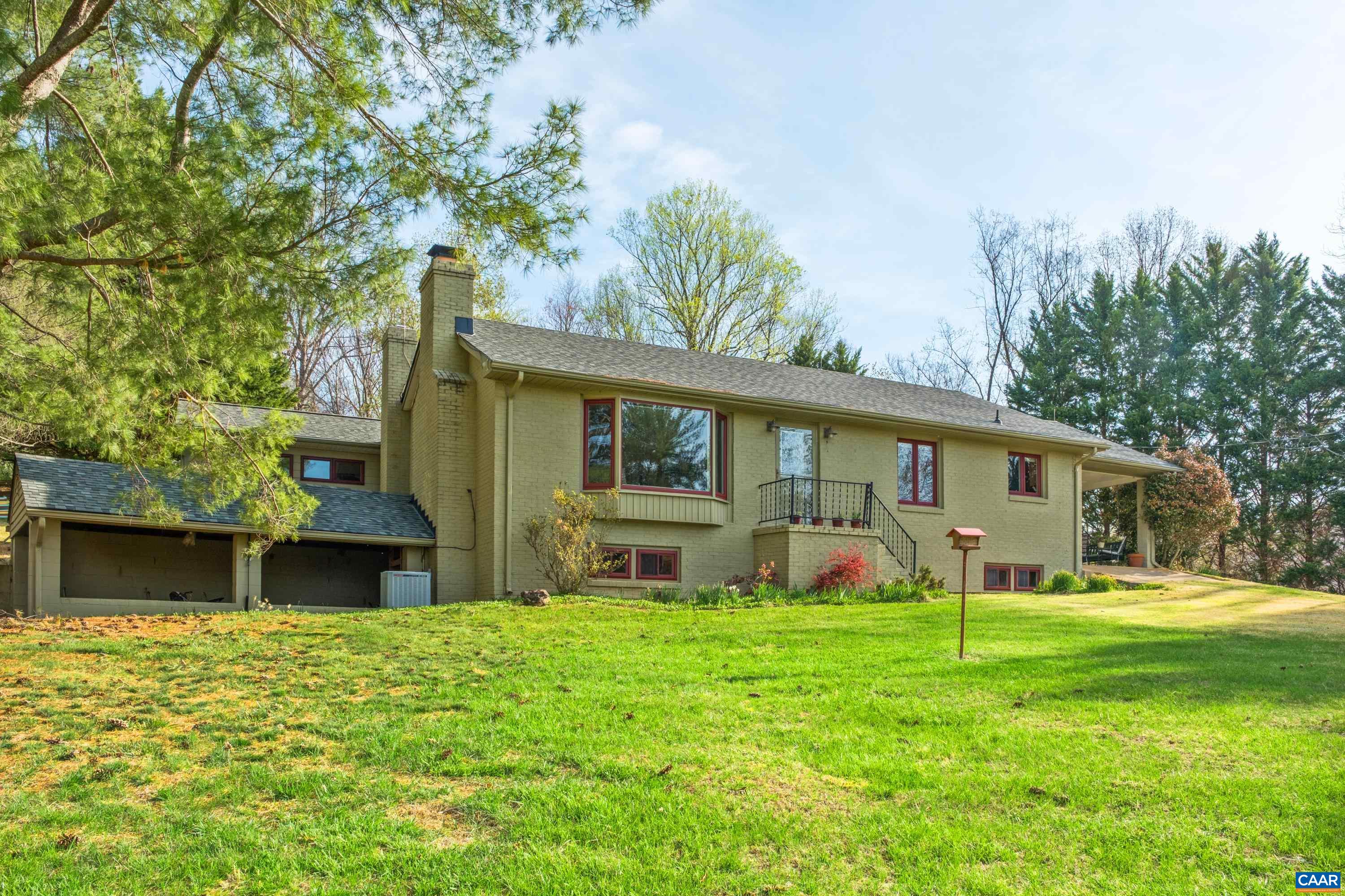 1165 FORTUNES COVE LN