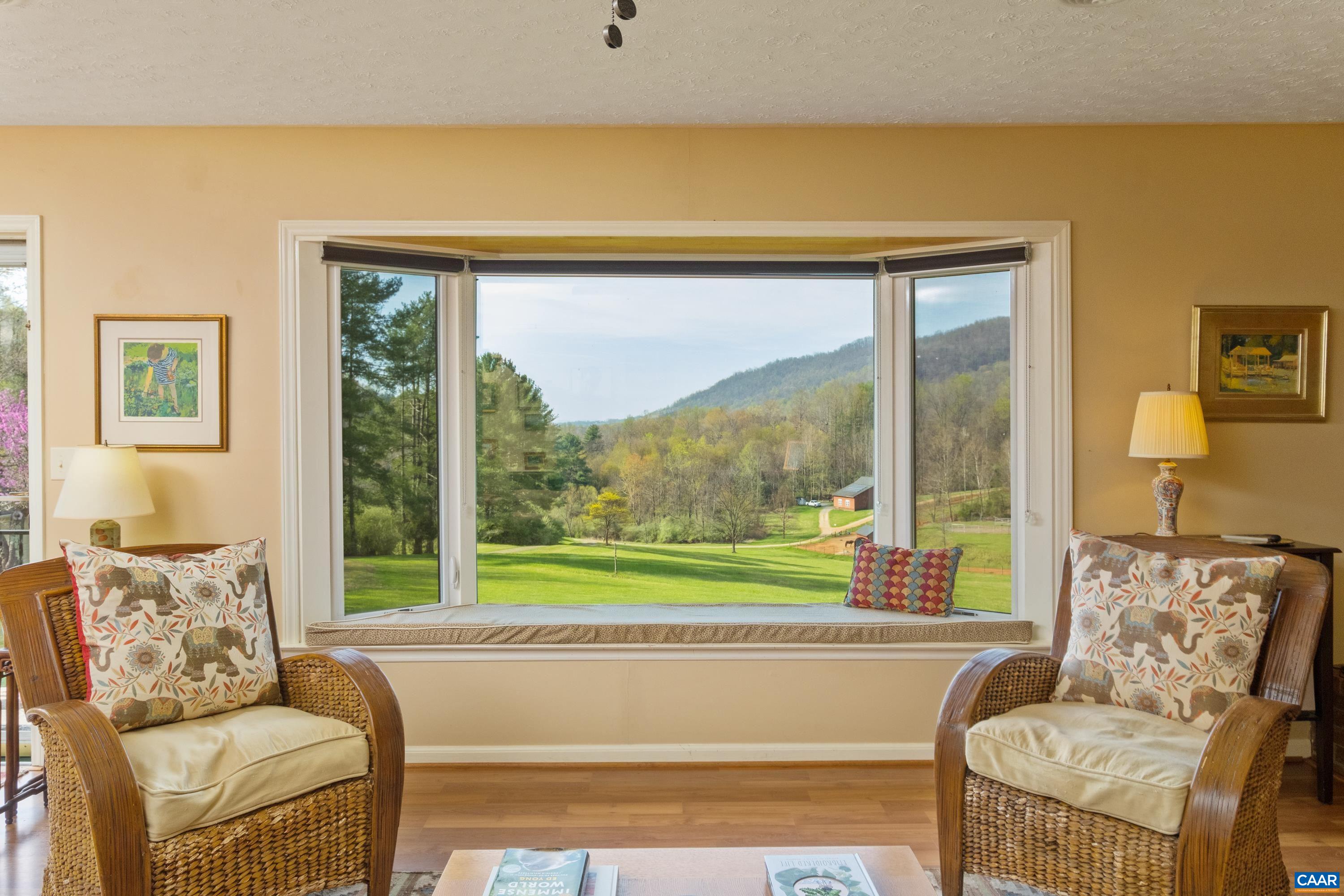 1165 FORTUNES COVE LN