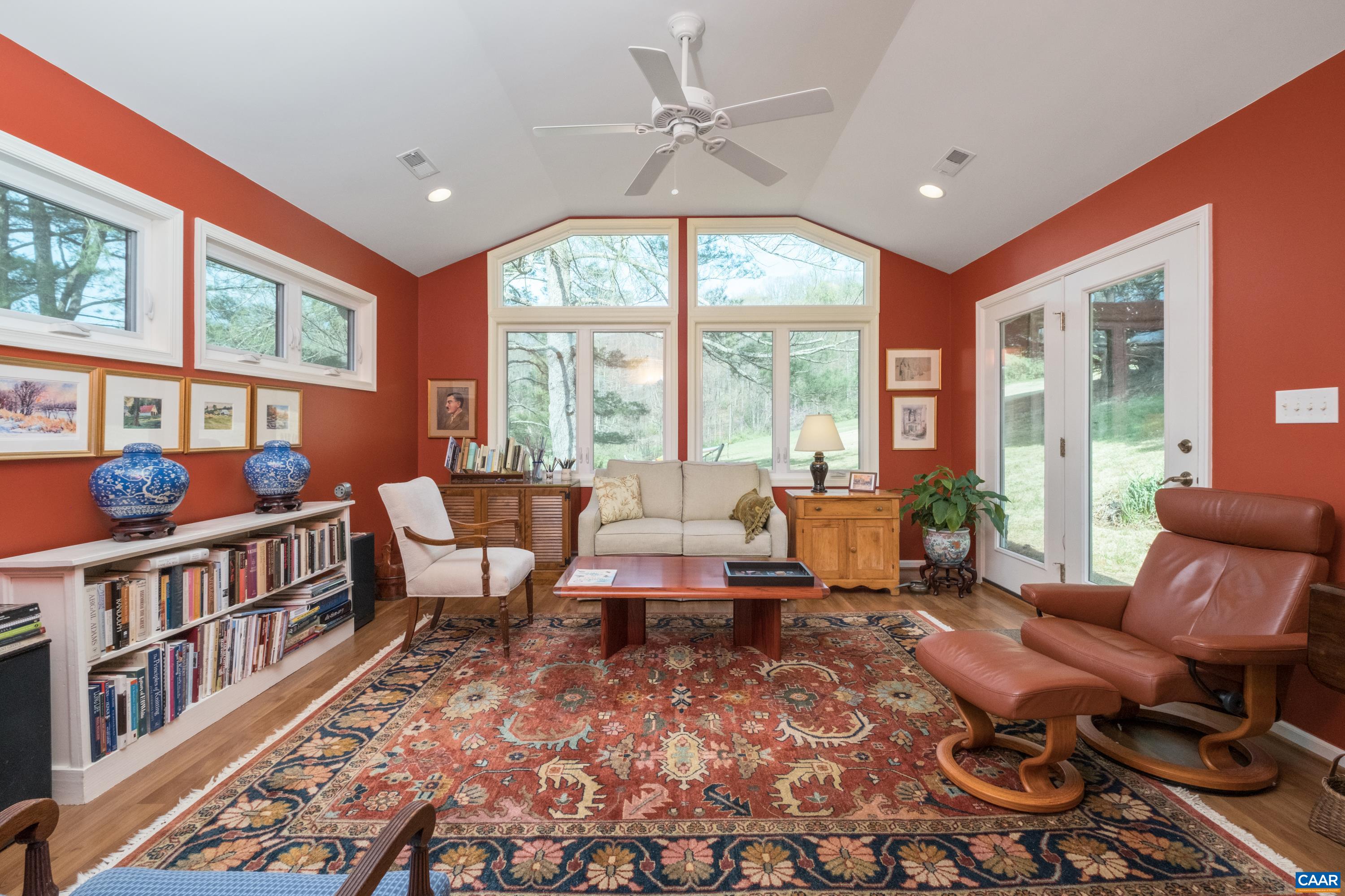 1165 FORTUNES COVE LN