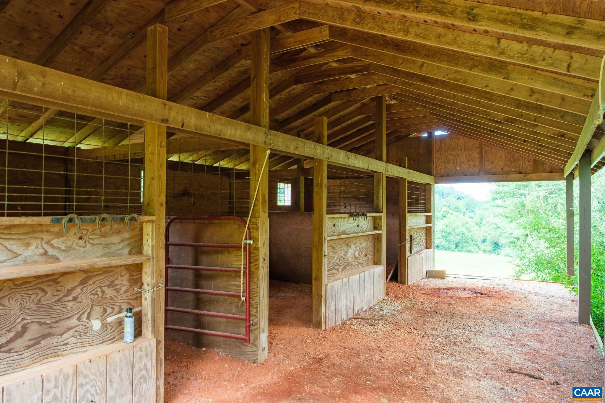 1165 FORTUNES COVE LN